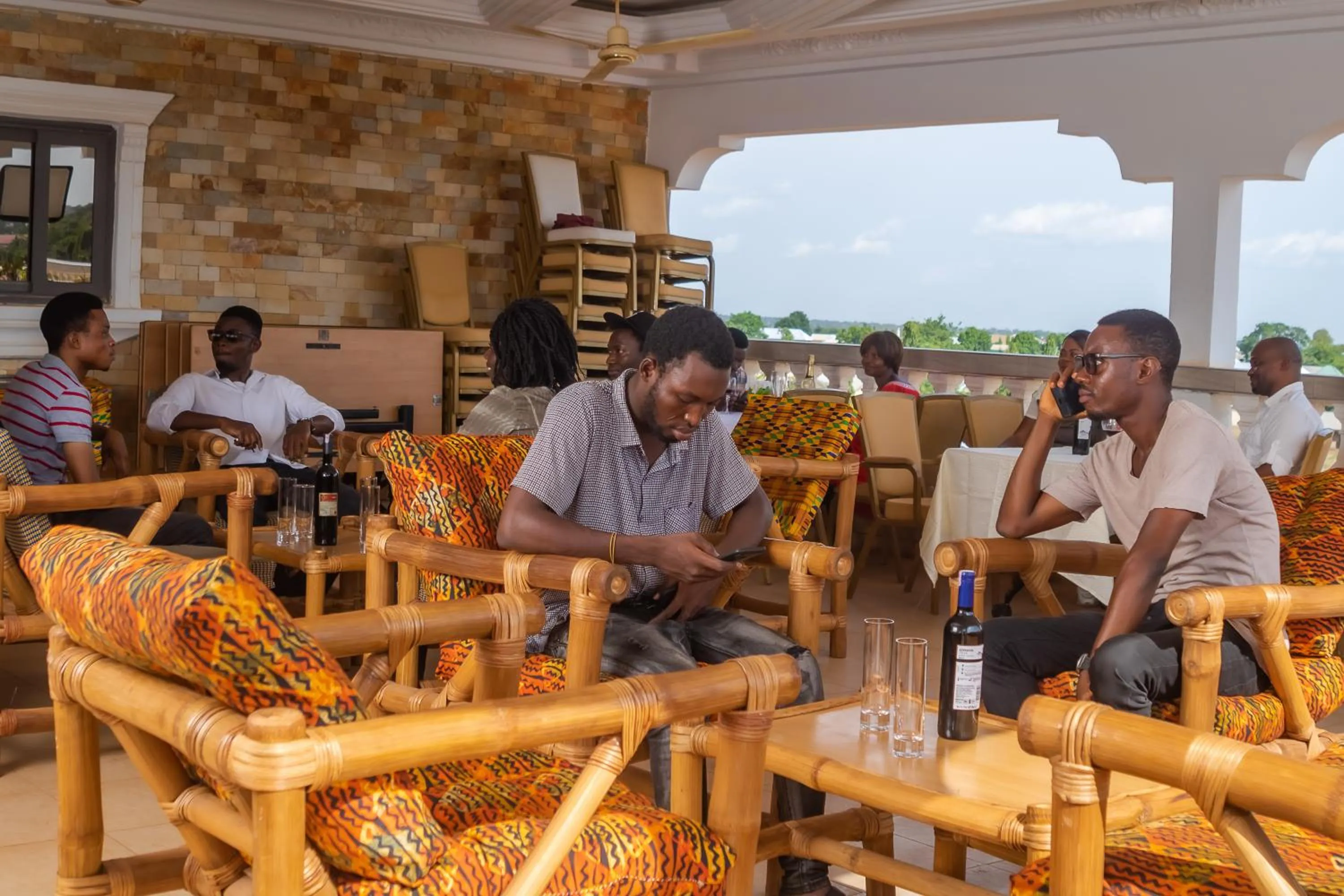 Restaurant/places to eat in Ruk's Hotel