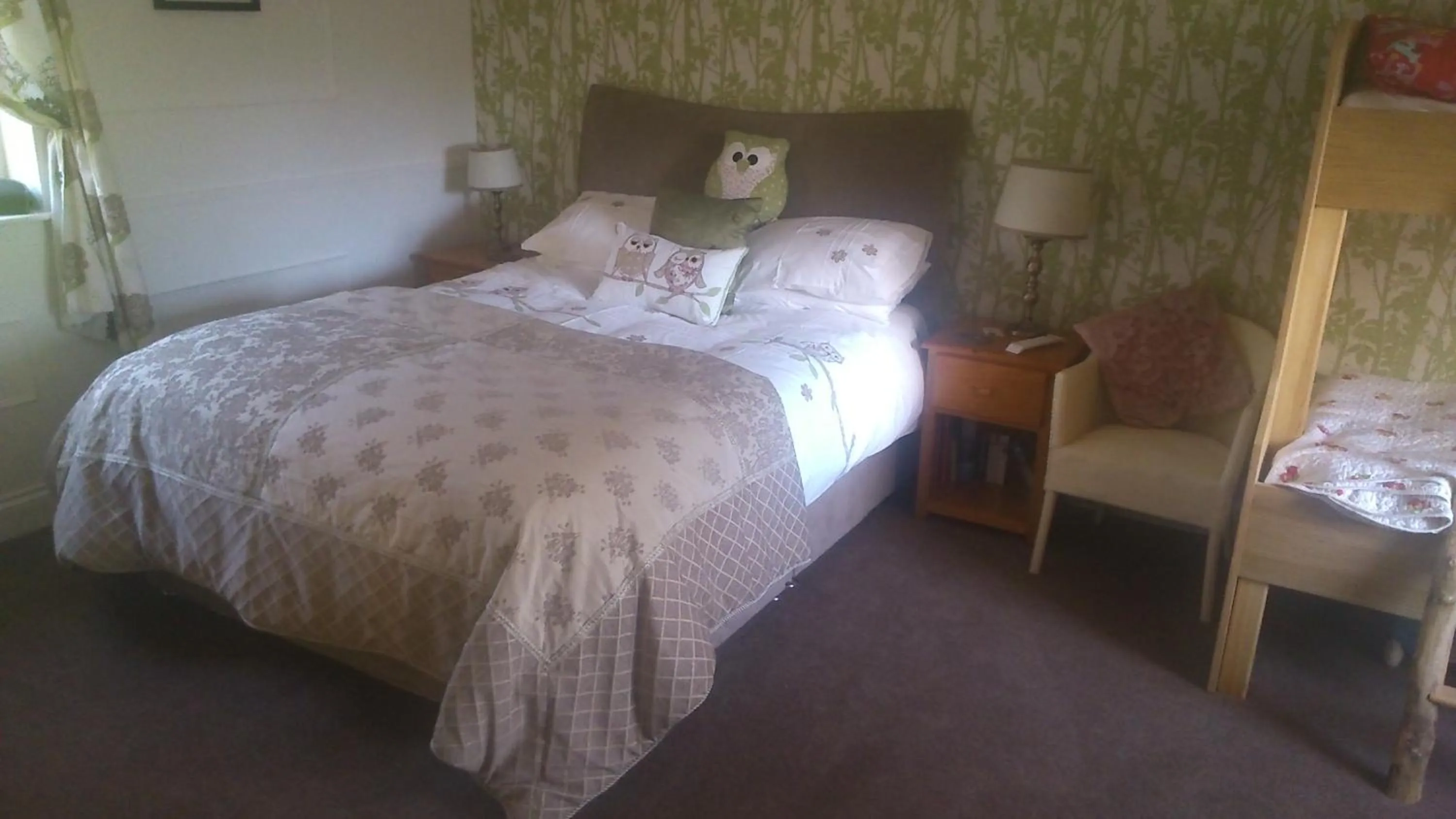 Photo of the whole room, Bed in Thornybank