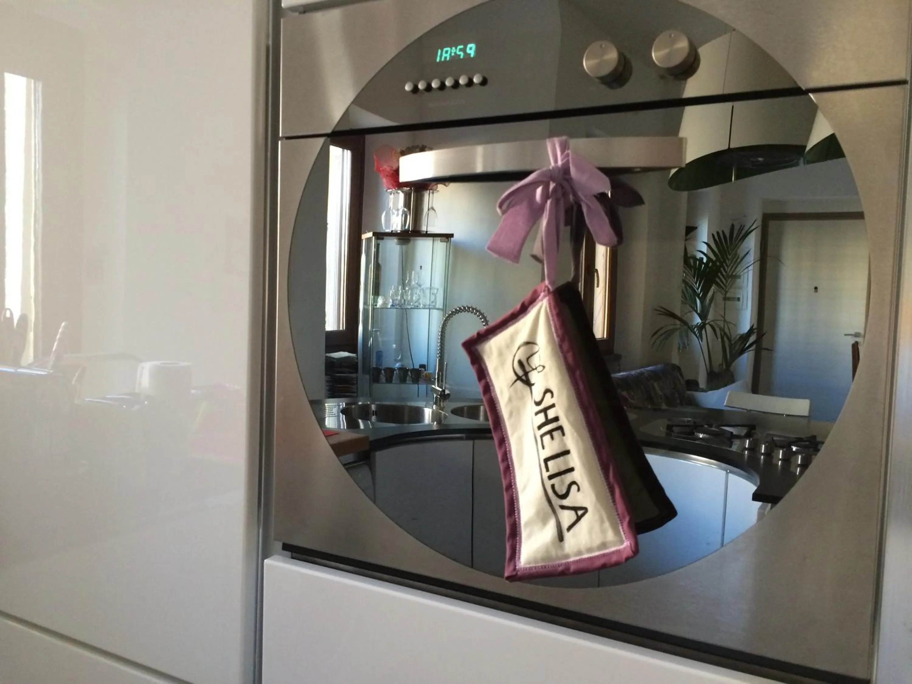 Decorative detail in Shelisa B&B