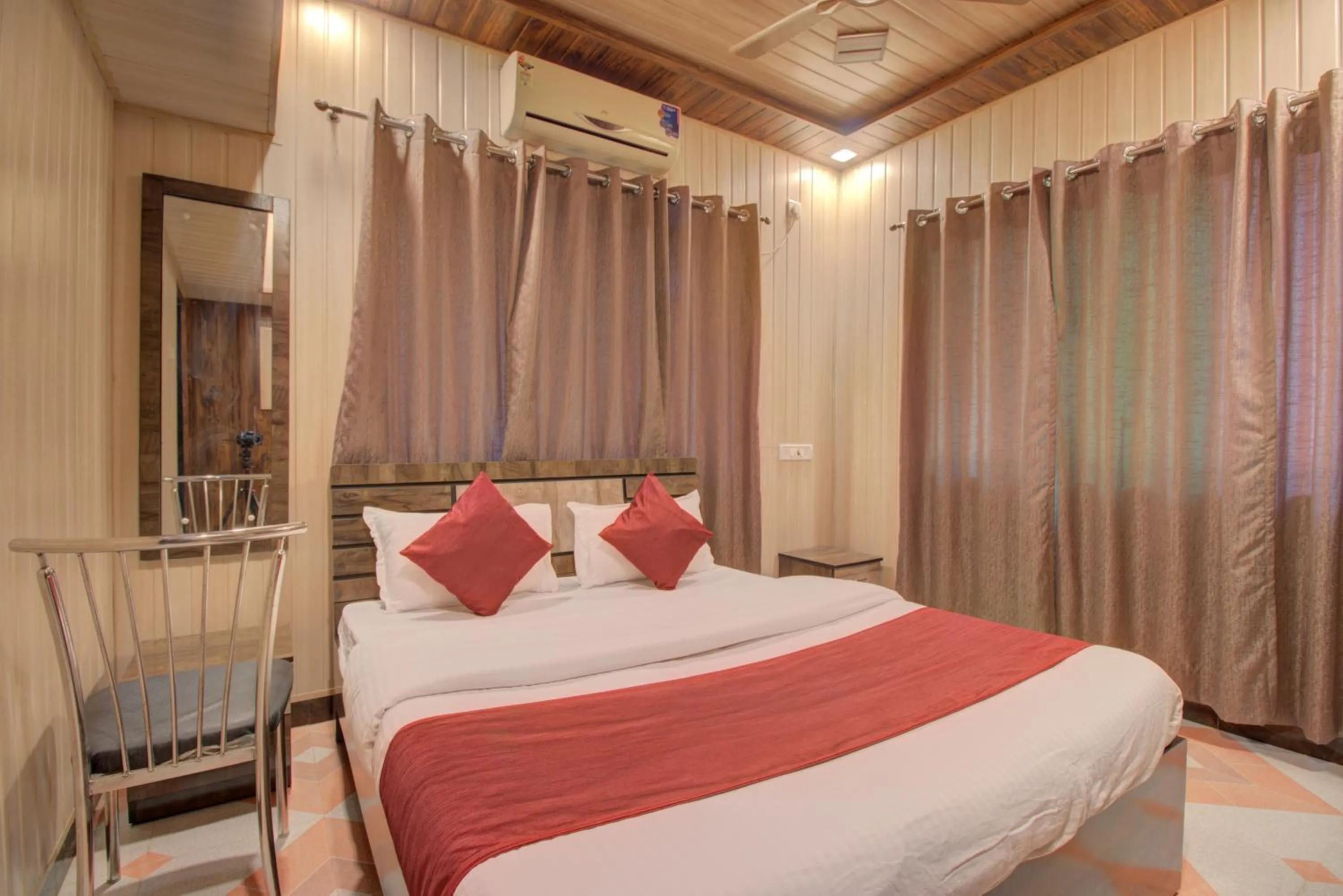 Bedroom, Bed in Hotel Snehaprabha - Near to Nagaon Beach Alibaug