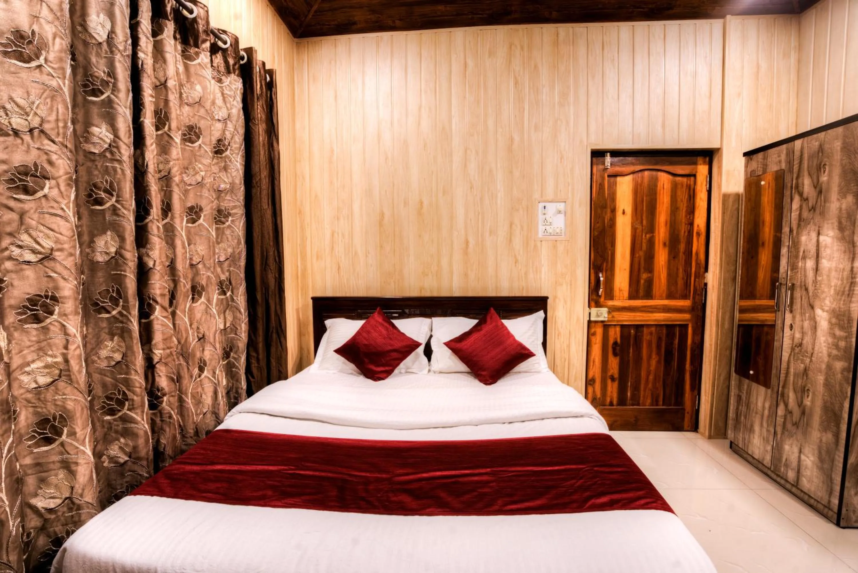 Bed in Hotel Snehaprabha - Near to Nagaon Beach Alibaug