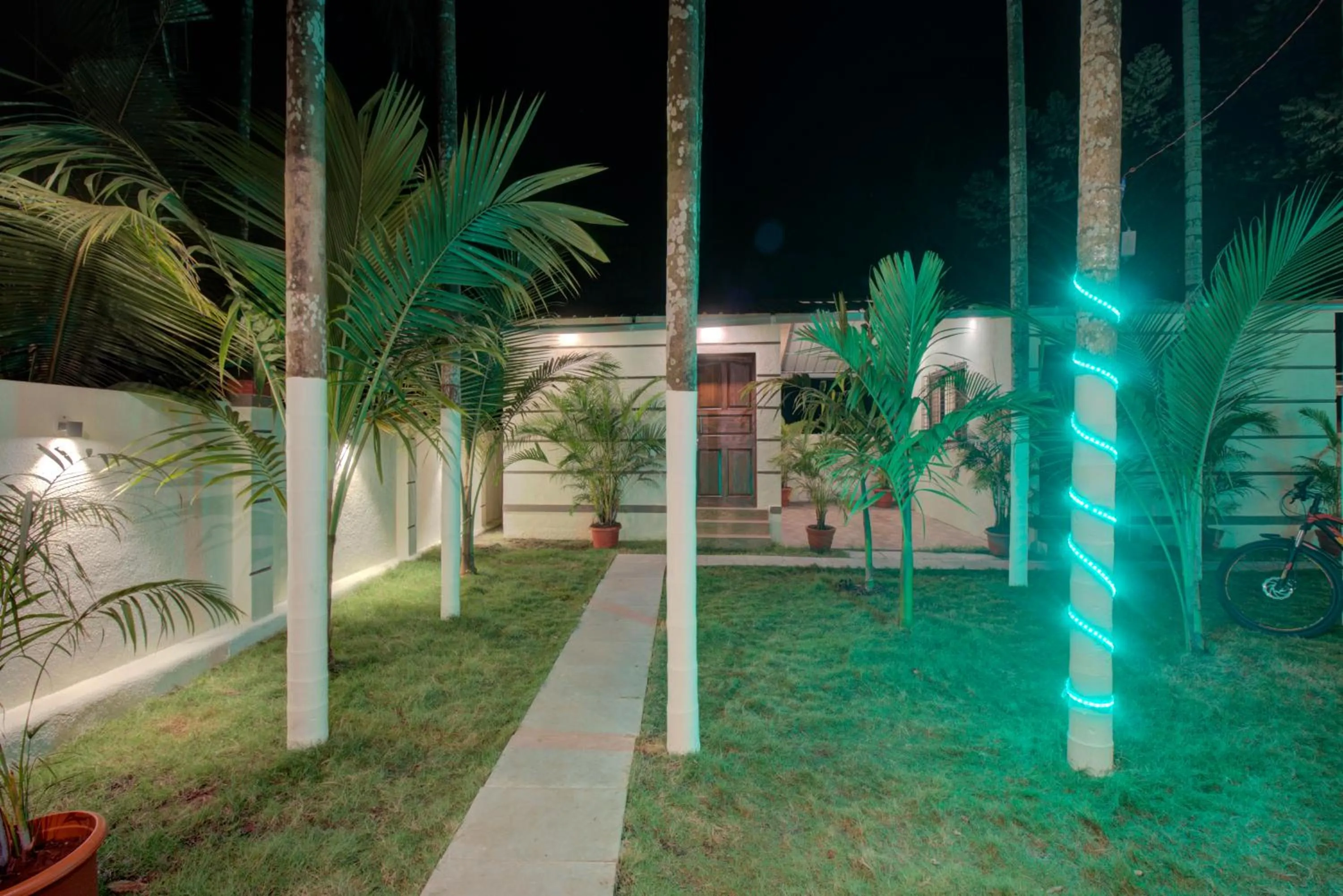 Garden in Hotel Snehaprabha - Near to Nagaon Beach Alibaug