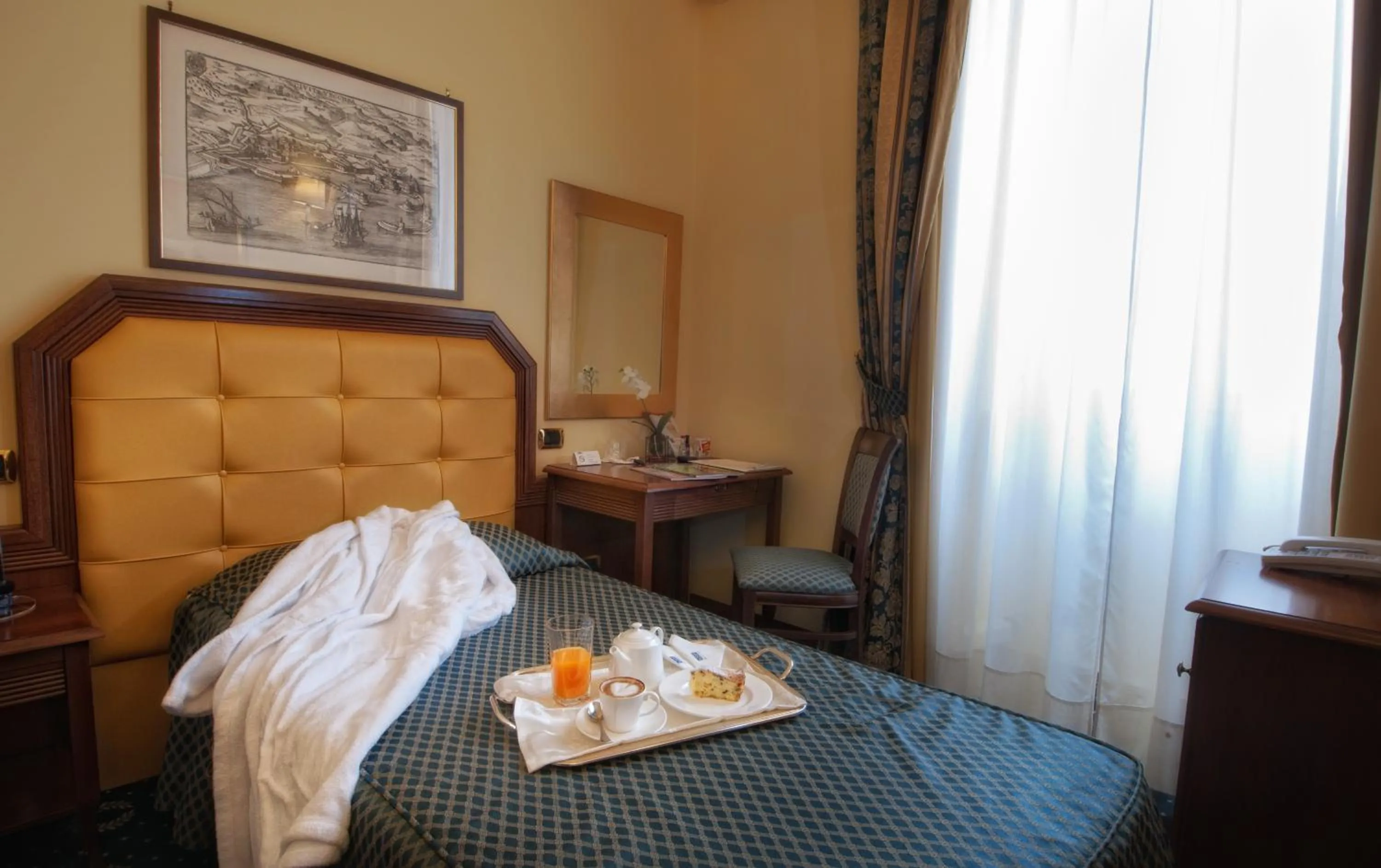 Photo of the whole room, Bed in Hotel San Giorgio