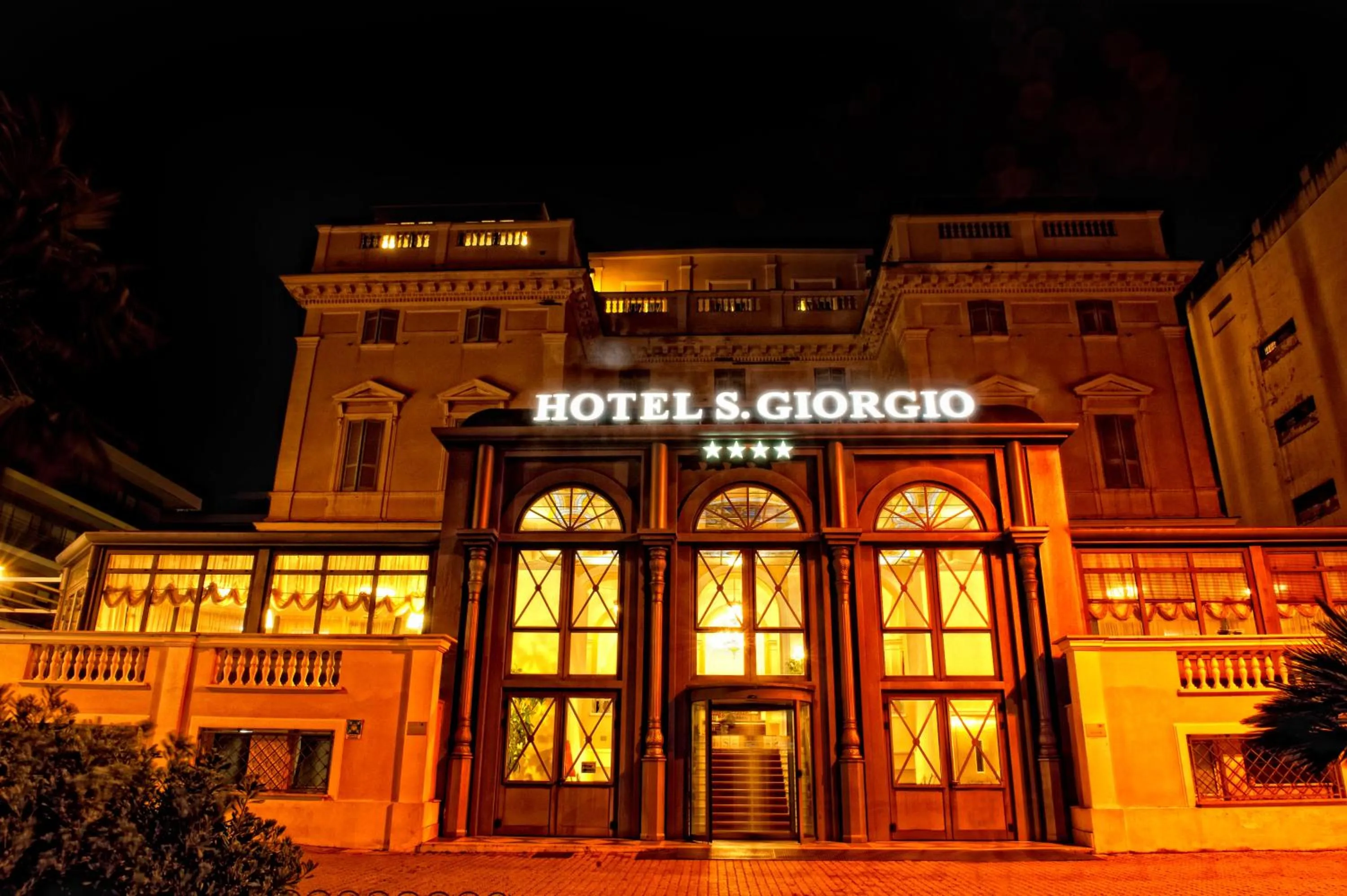 Facade/entrance in Hotel San Giorgio