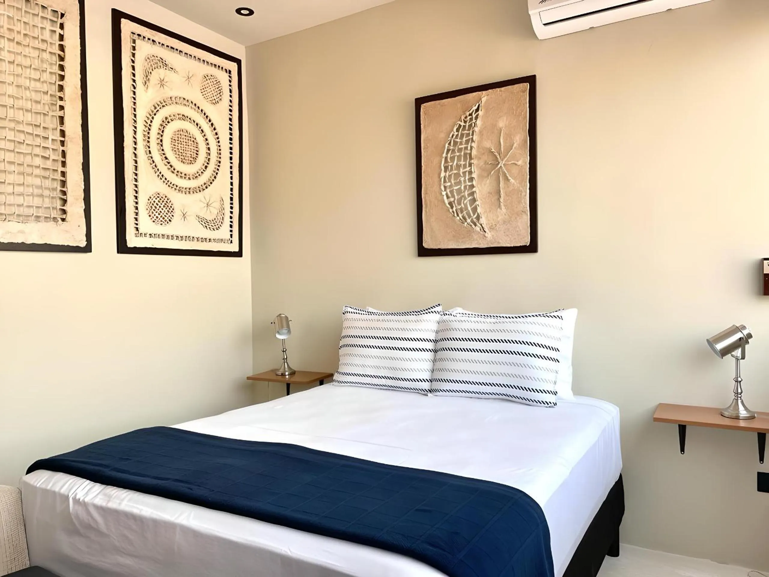 Bed in Mangle By Andiani