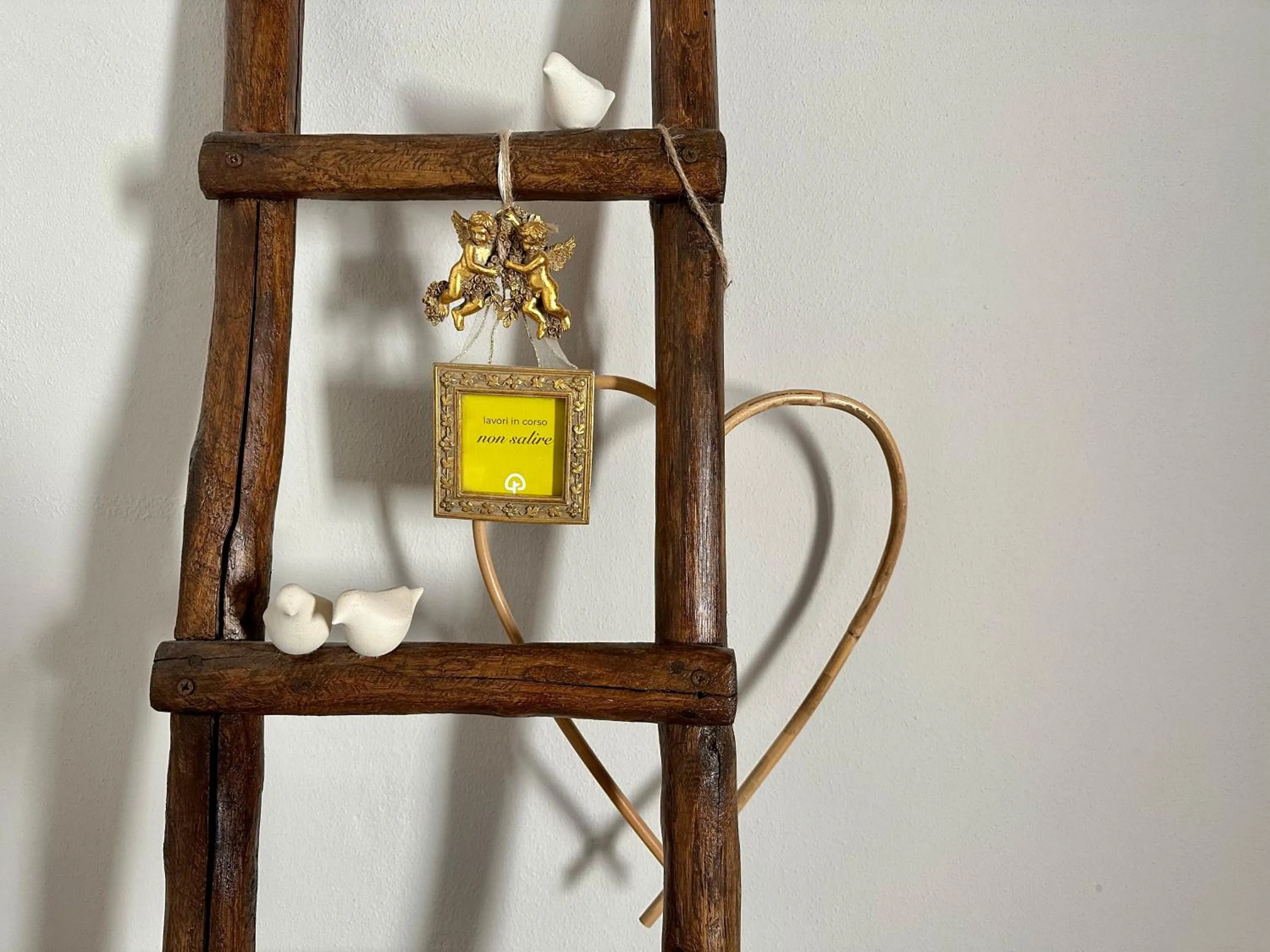 Decorative detail in Casale La Gora - B&B di charme