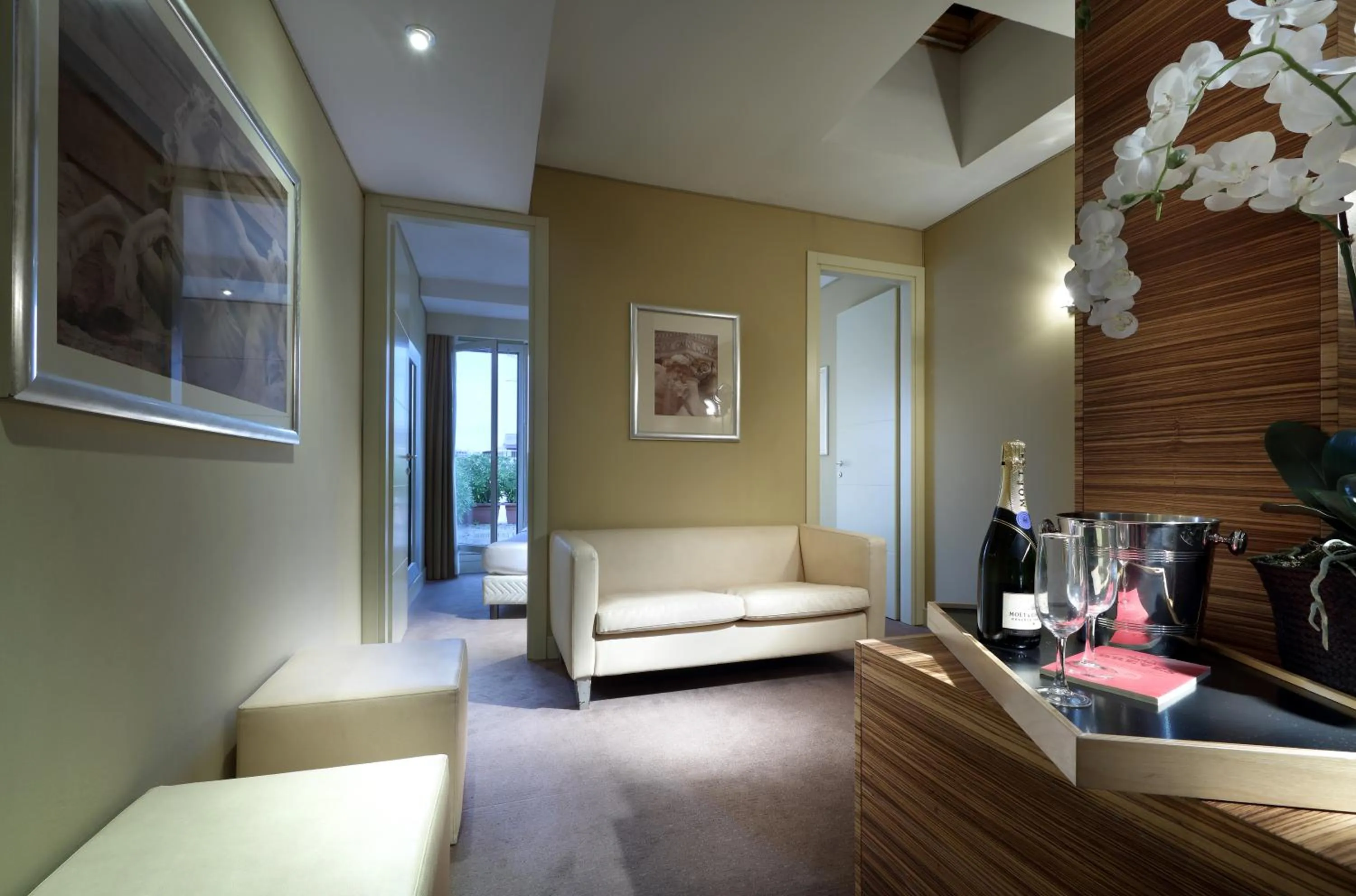 Living room in Mercure Roma Centro Saint John