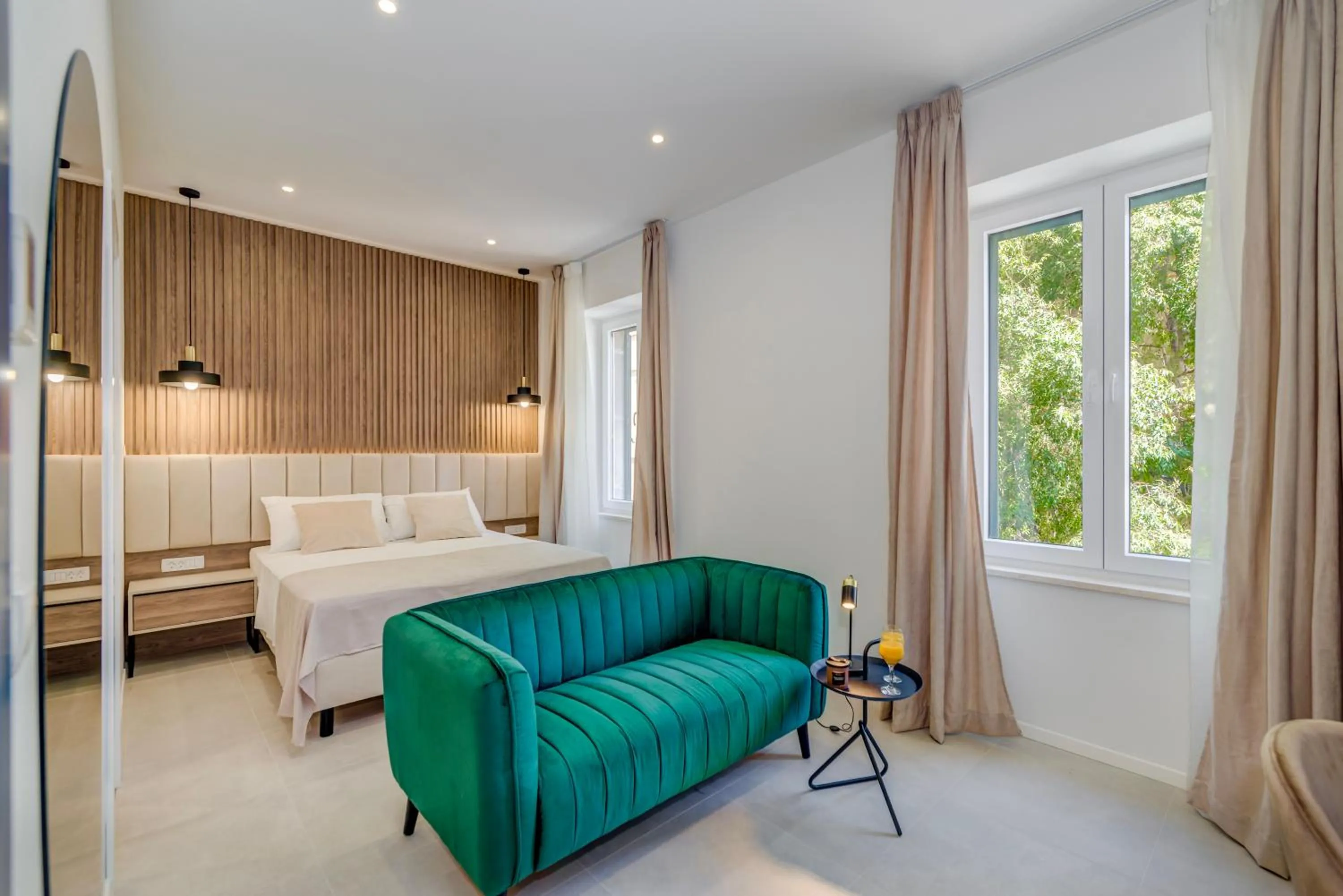 Bed in 48 Rooms Split