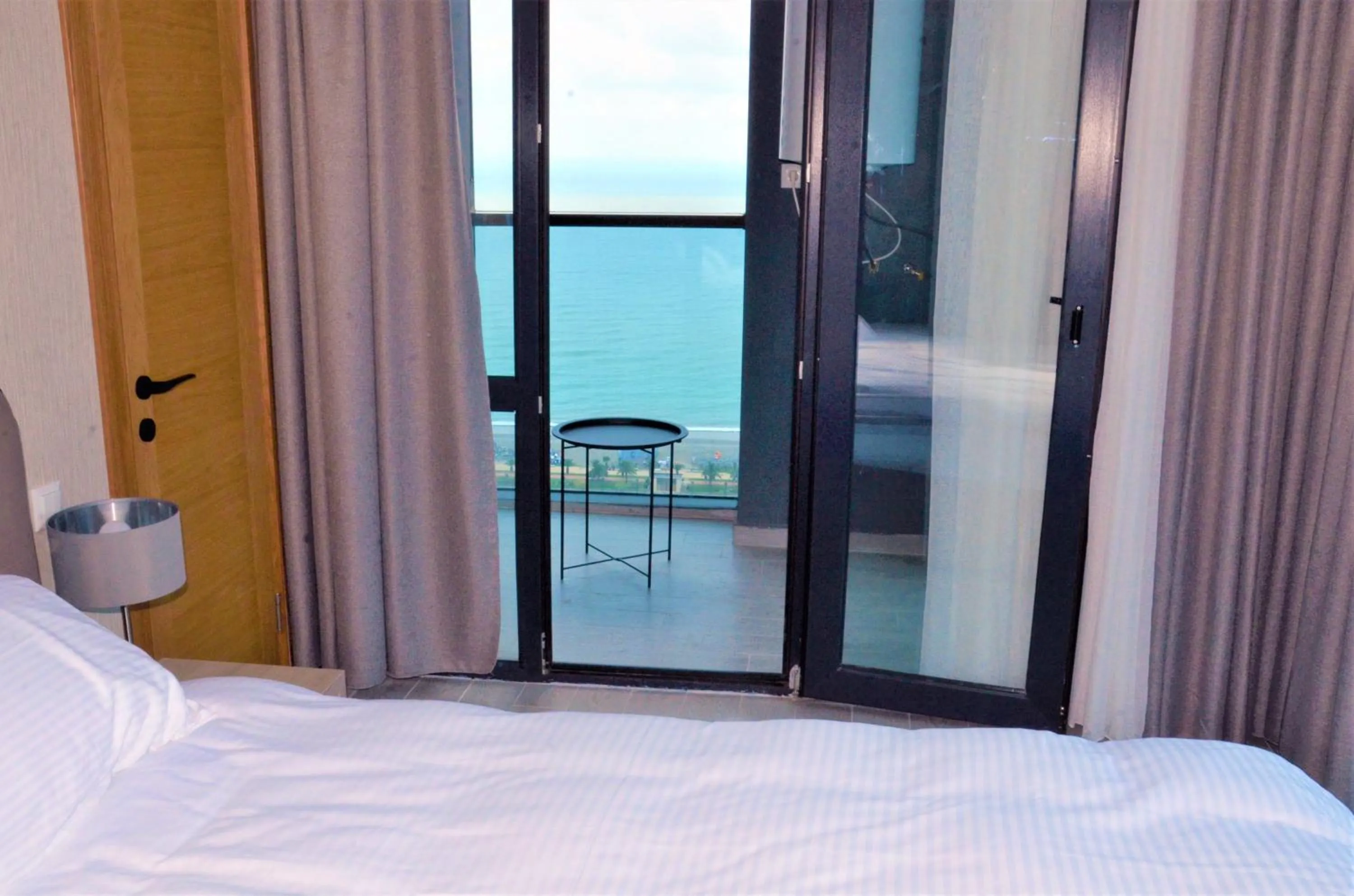 View (from property/room), Bed in Season Suite Apart-Hotel