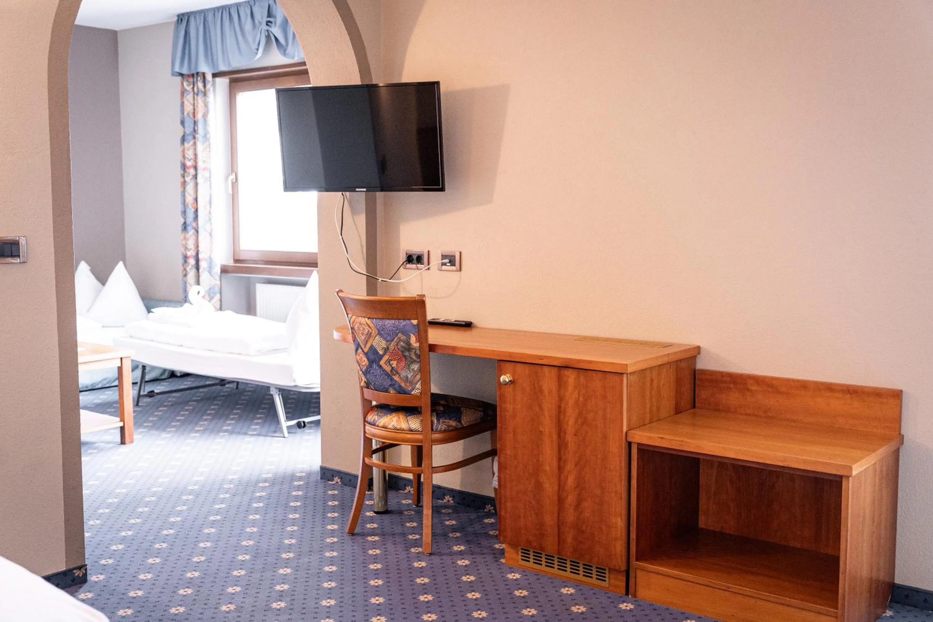 Bedroom, Bed in PanoramaHotel Penegal