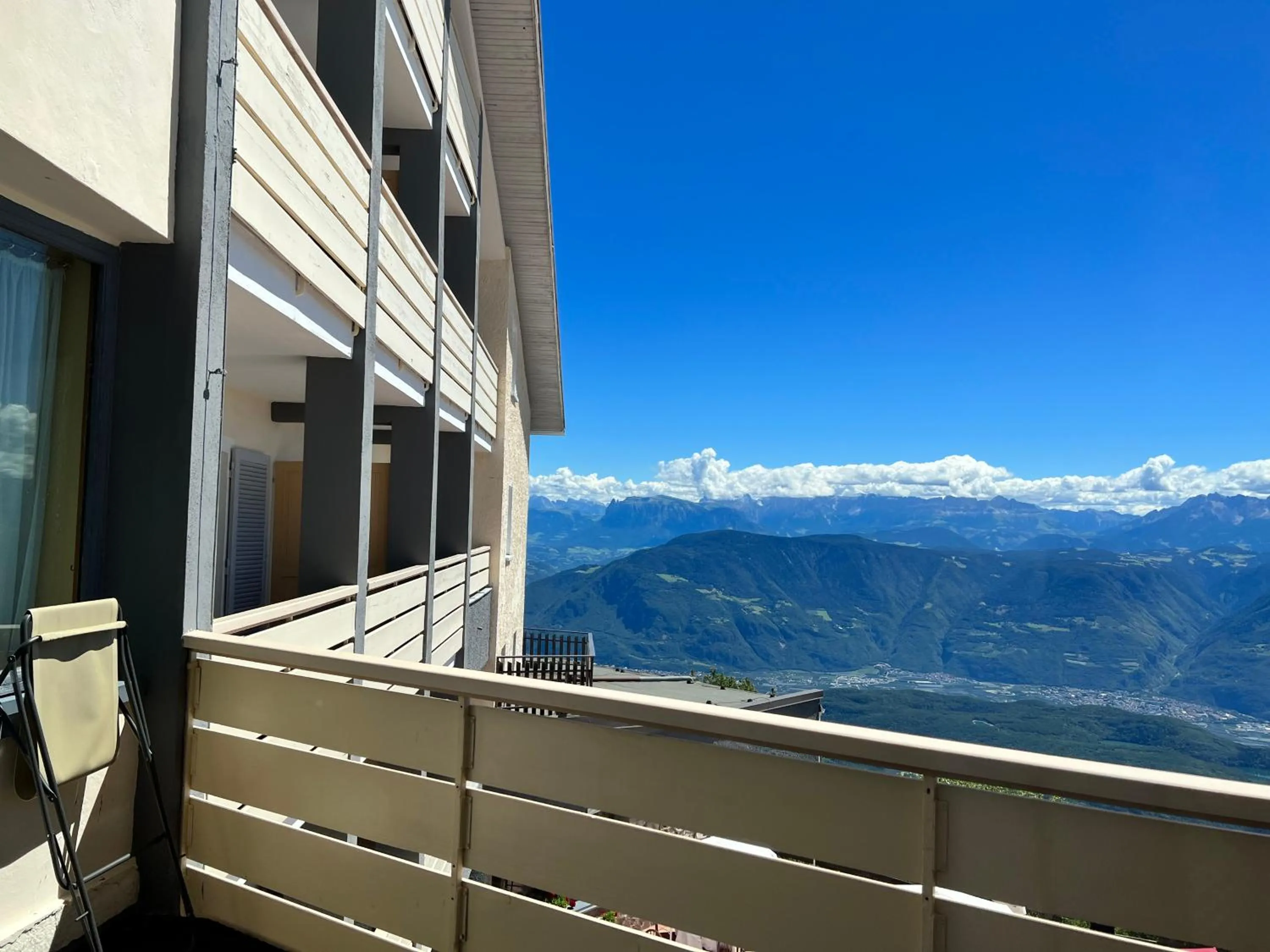 Photo of the whole room in PanoramaHotel Penegal