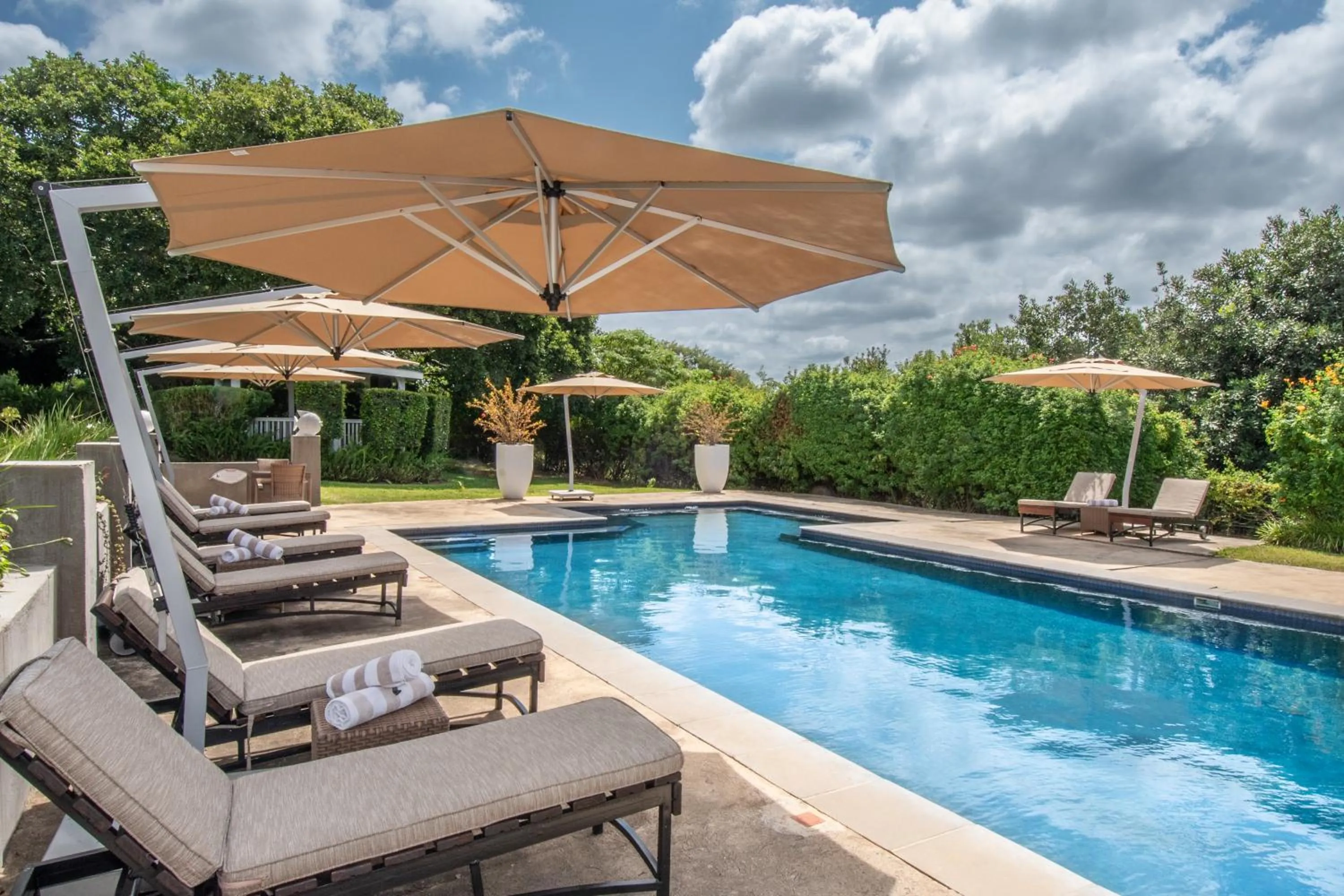 Swimming pool in Nut Grove Boutique Hotel