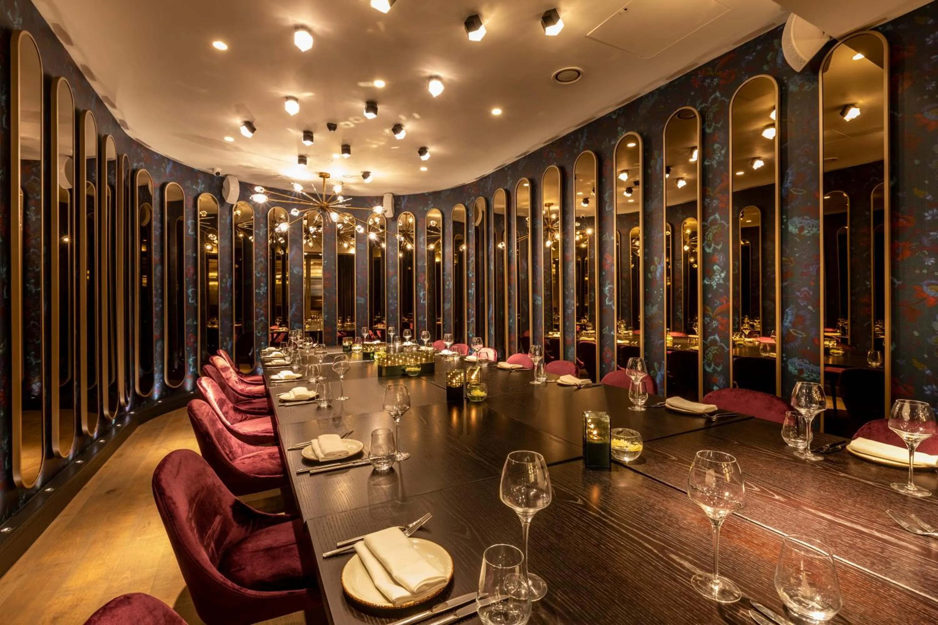 Restaurant/places to eat in Forty Seven Hotel Manchester, WorldHotels Crafted