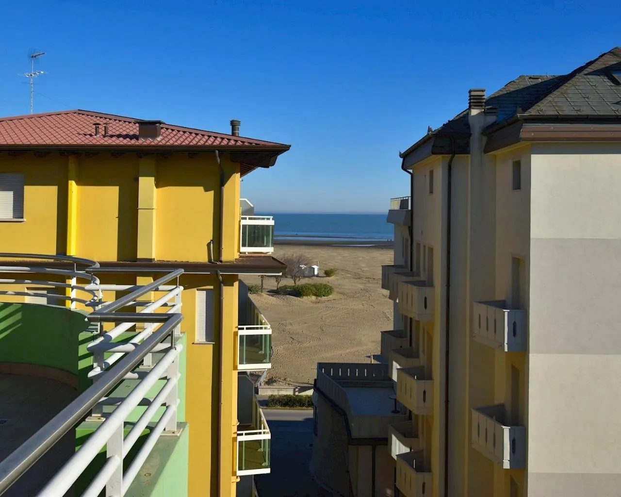 Sea view in Residence Gianka - Agenzia Cocal