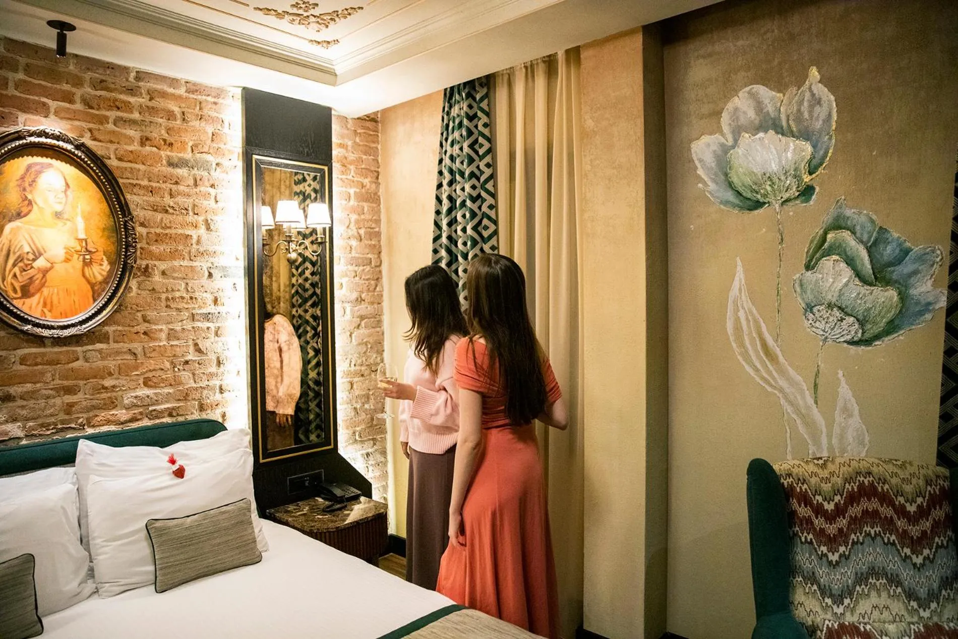 View (from property/room), Bed in Tria Hotel Istanbul-Special Category