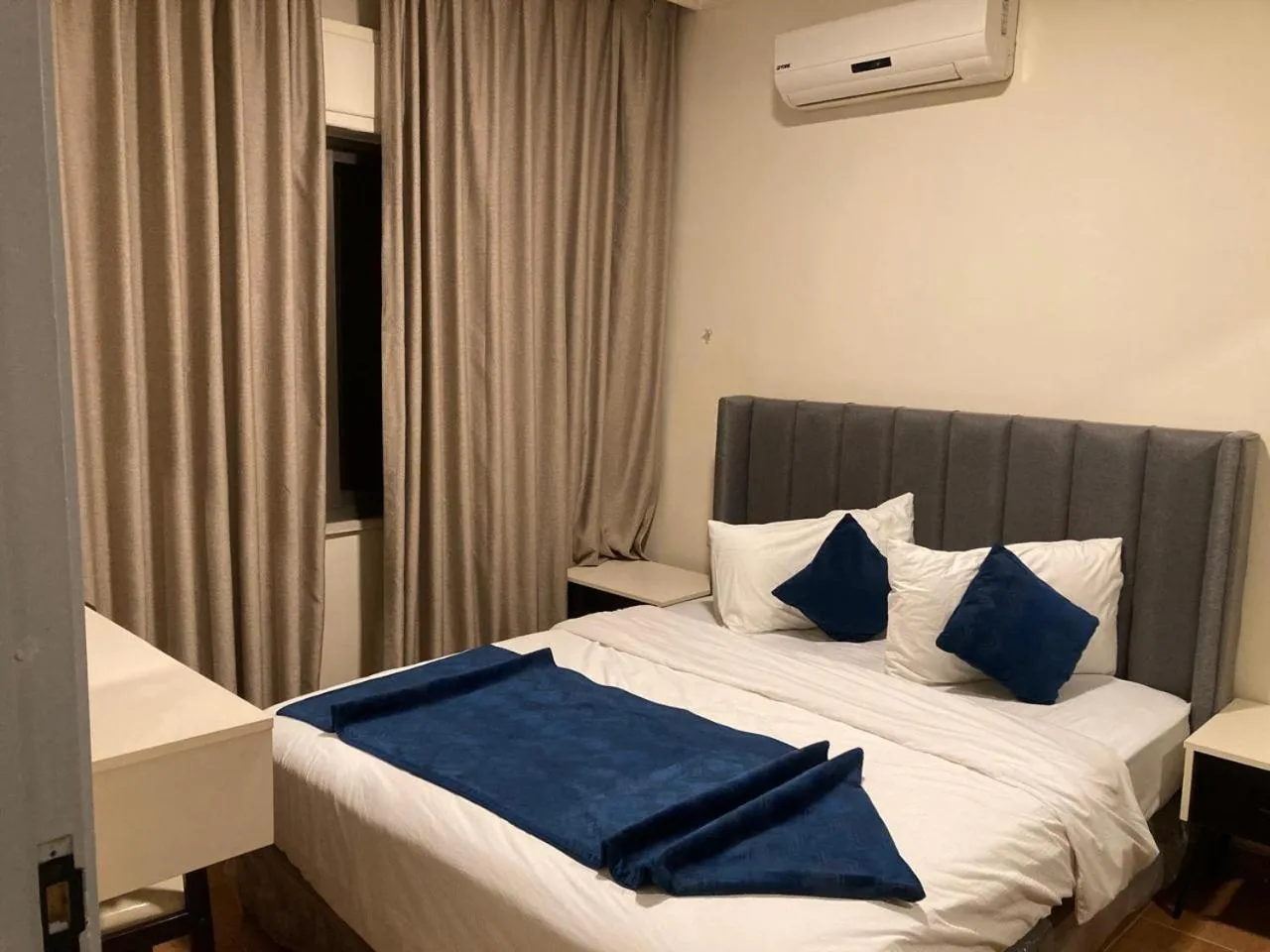 Uptown Hotel Apartment