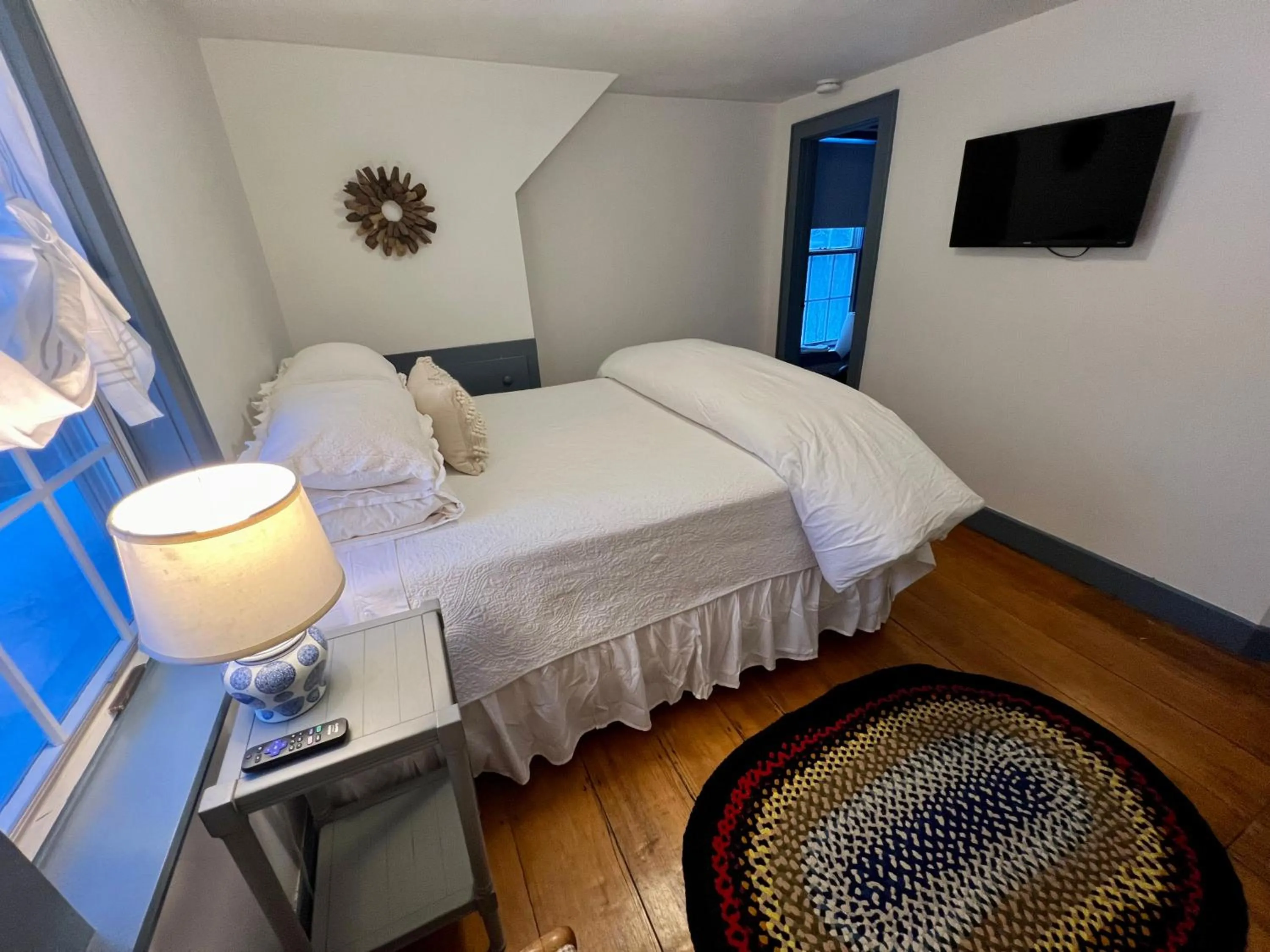 Bed in The Griff Inn