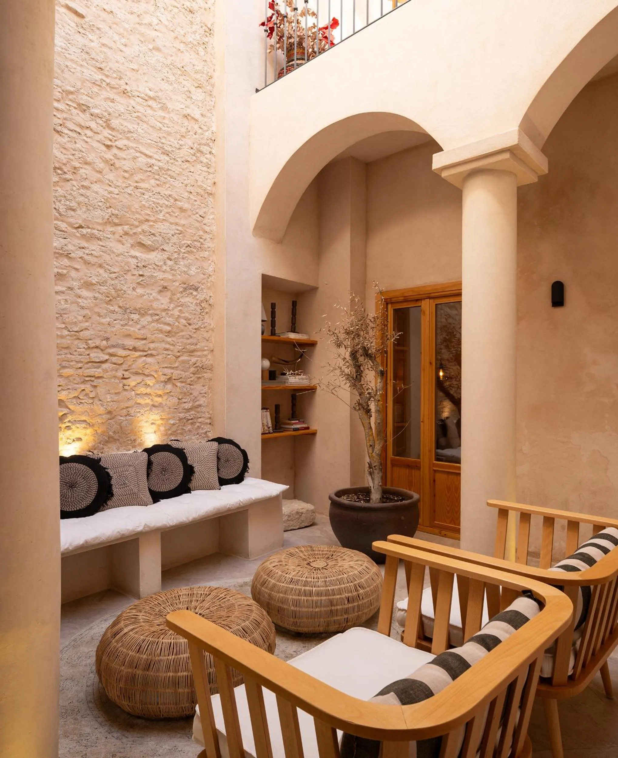 VICTORIA - by Ático73