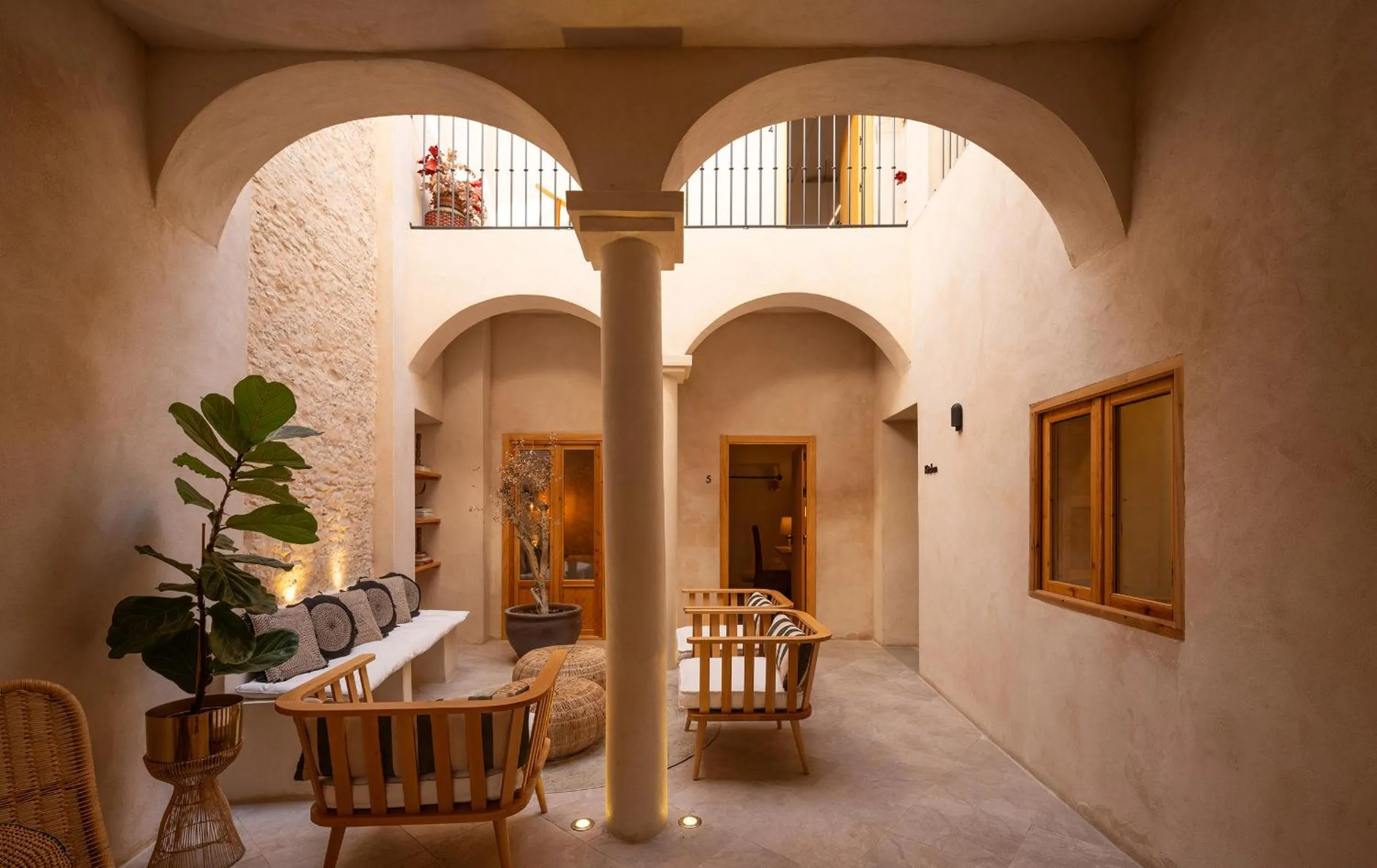 VICTORIA - by Ático73