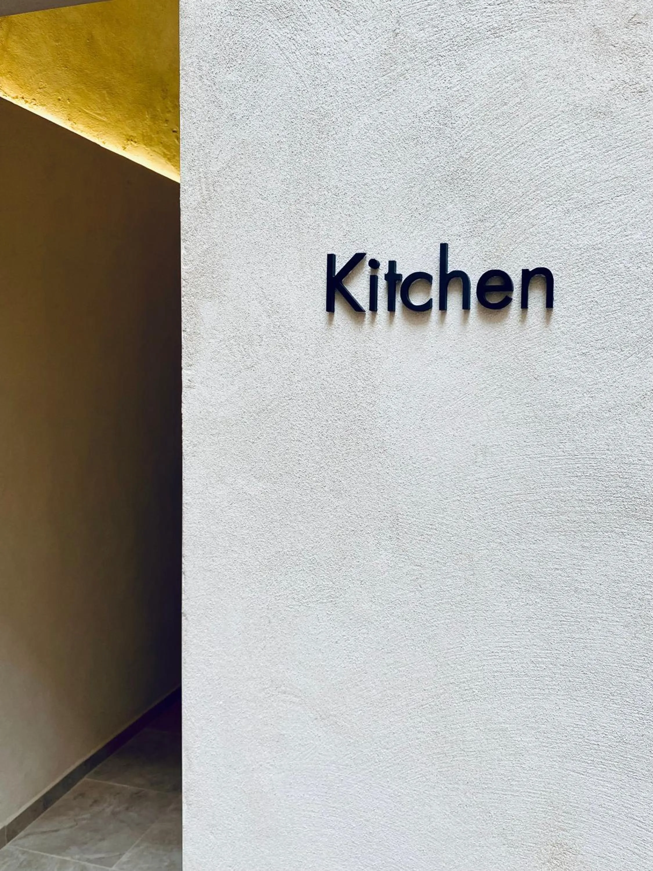 VICTORIA - by Ático73