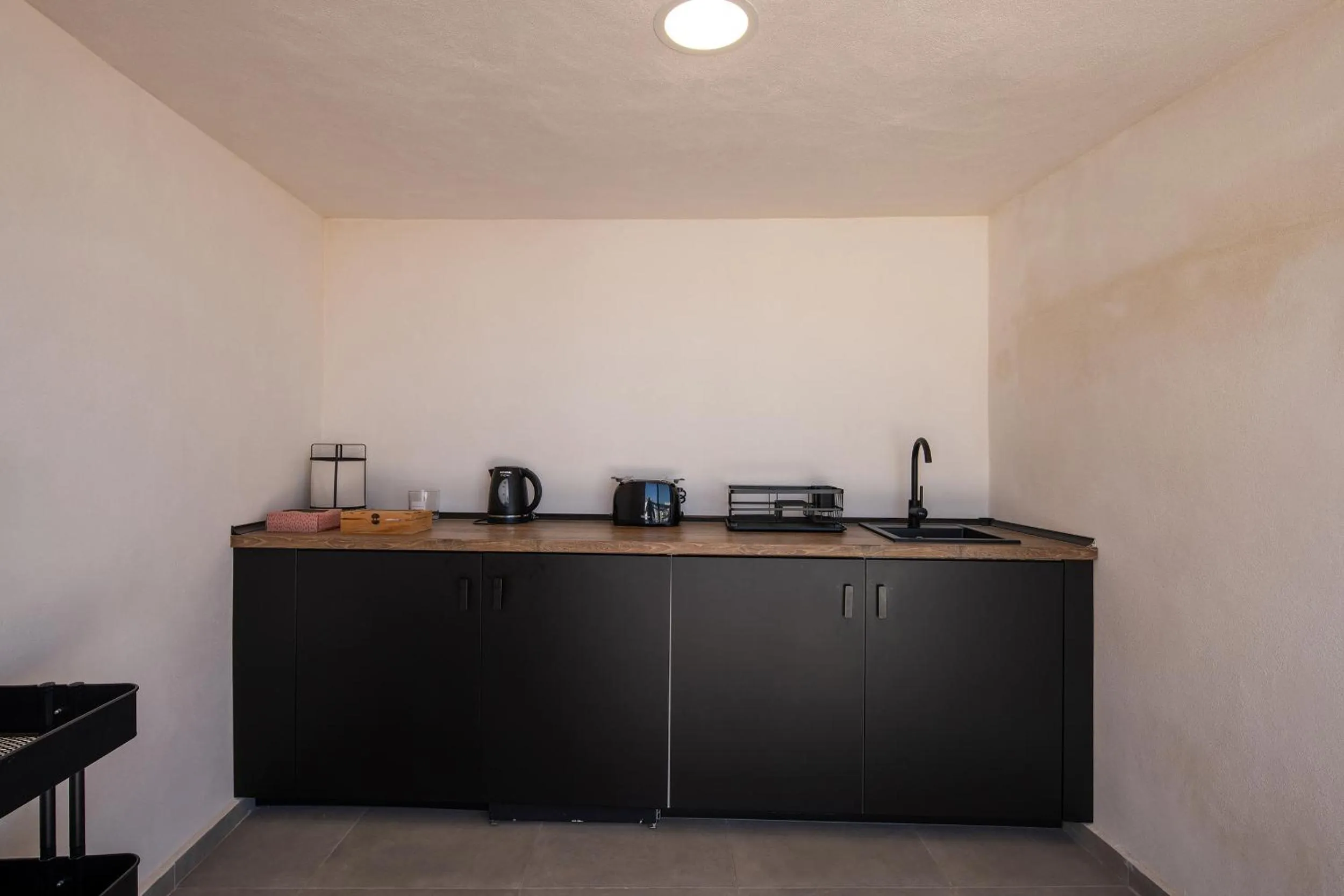 VICTORIA - by Ático73