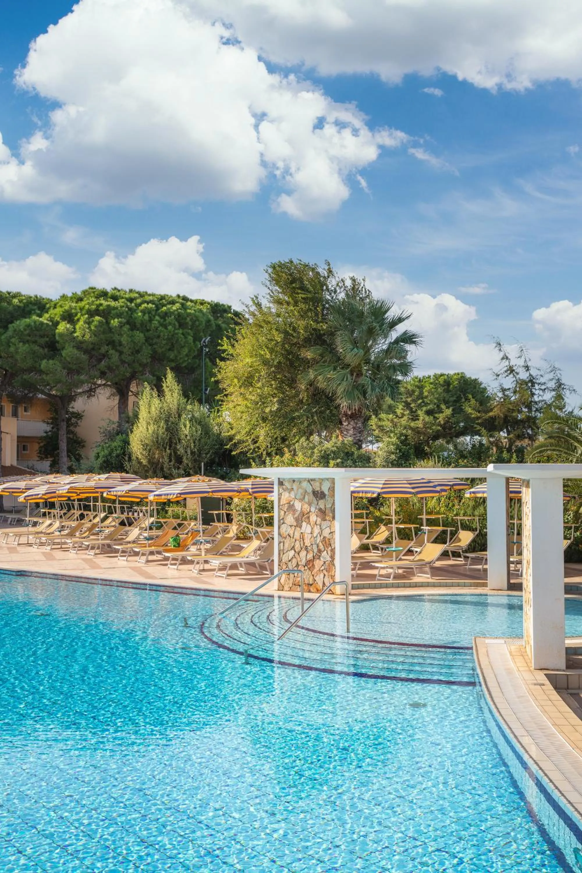 Swimming pool in Tirreno Resort
