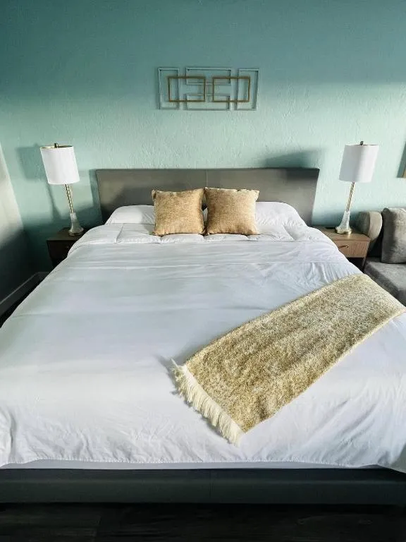 Bed in 1915 Beach Club