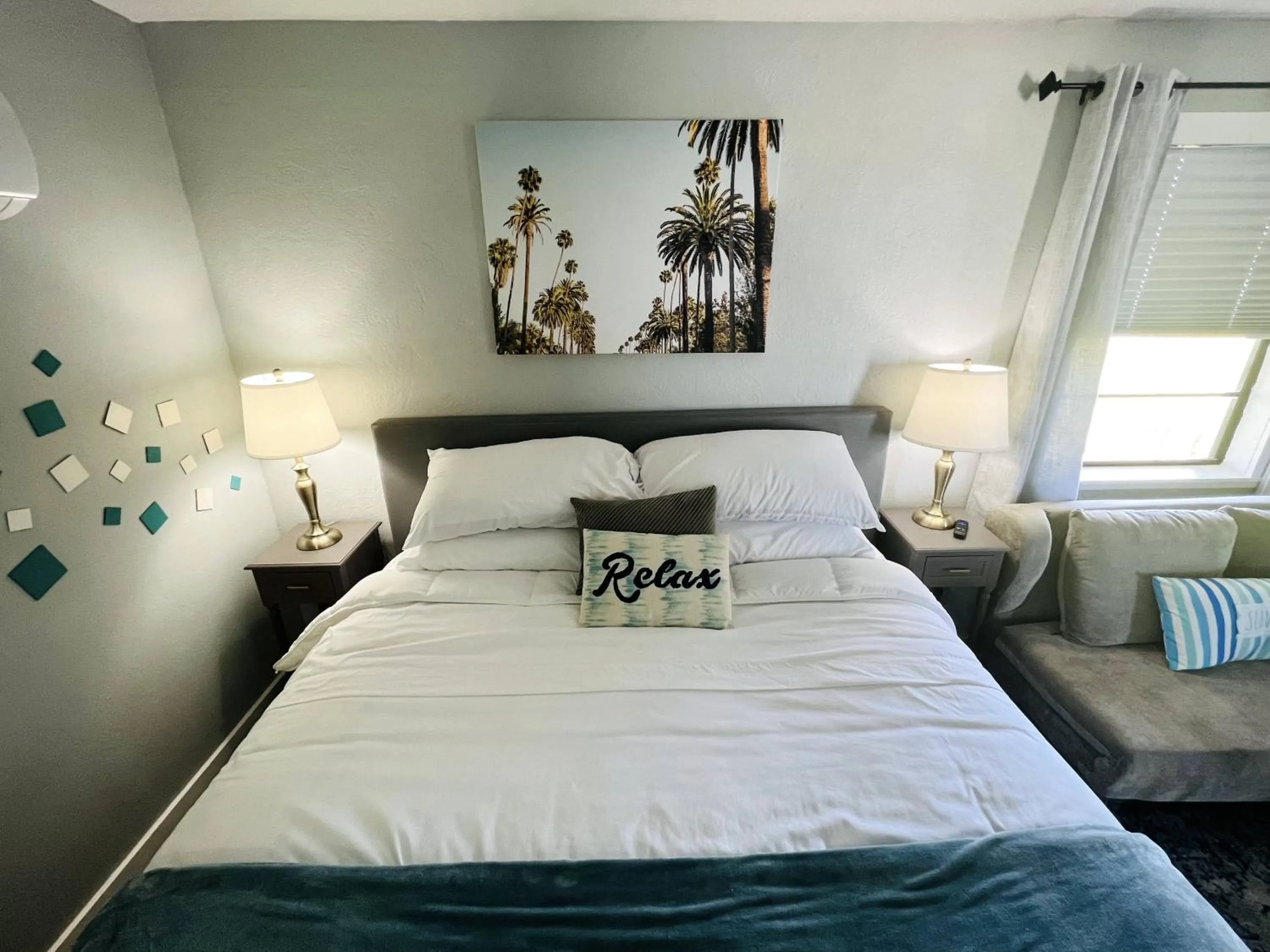 Bed in 1915 Beach Club