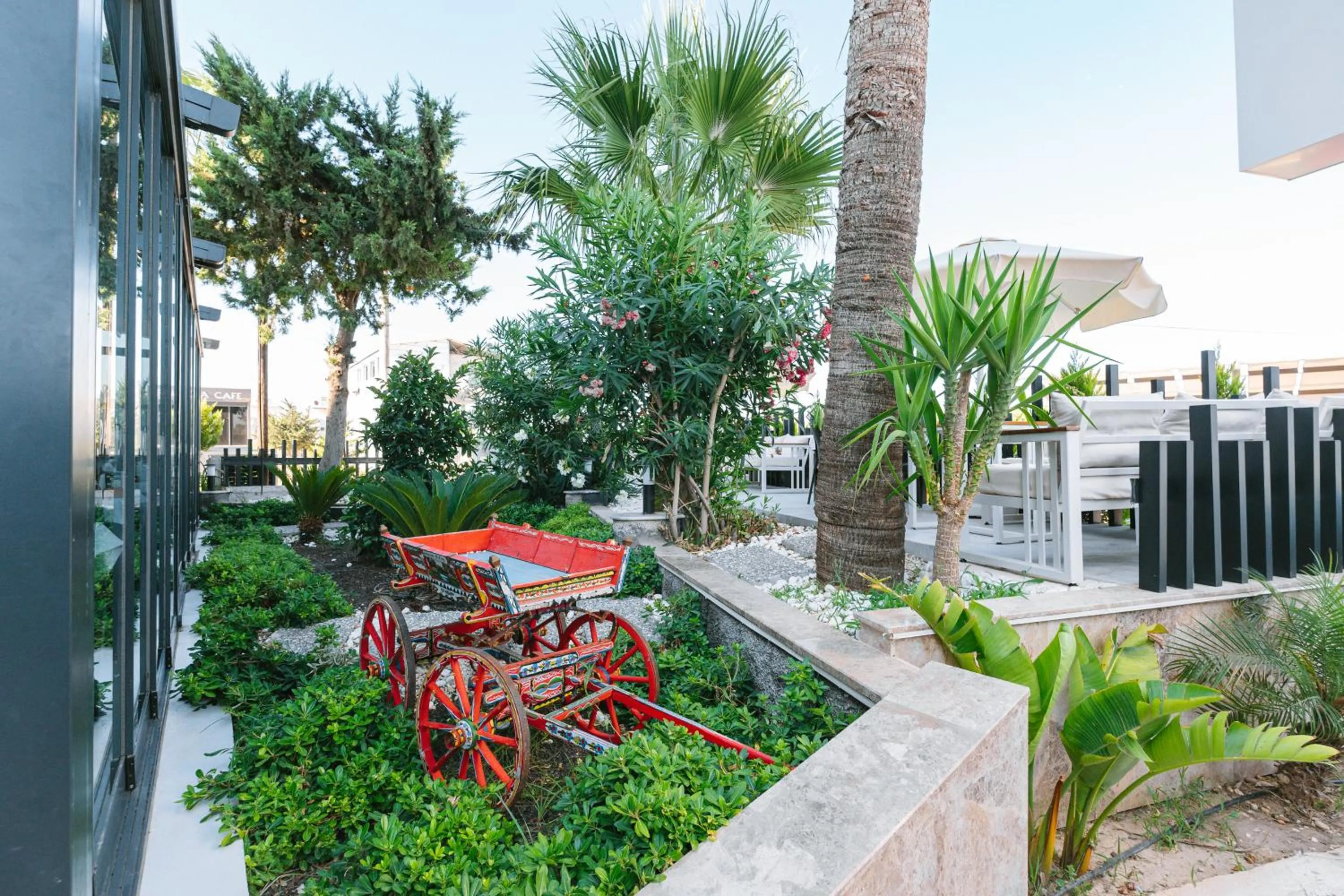 Garden in PALMİLA BUTİK OTEL