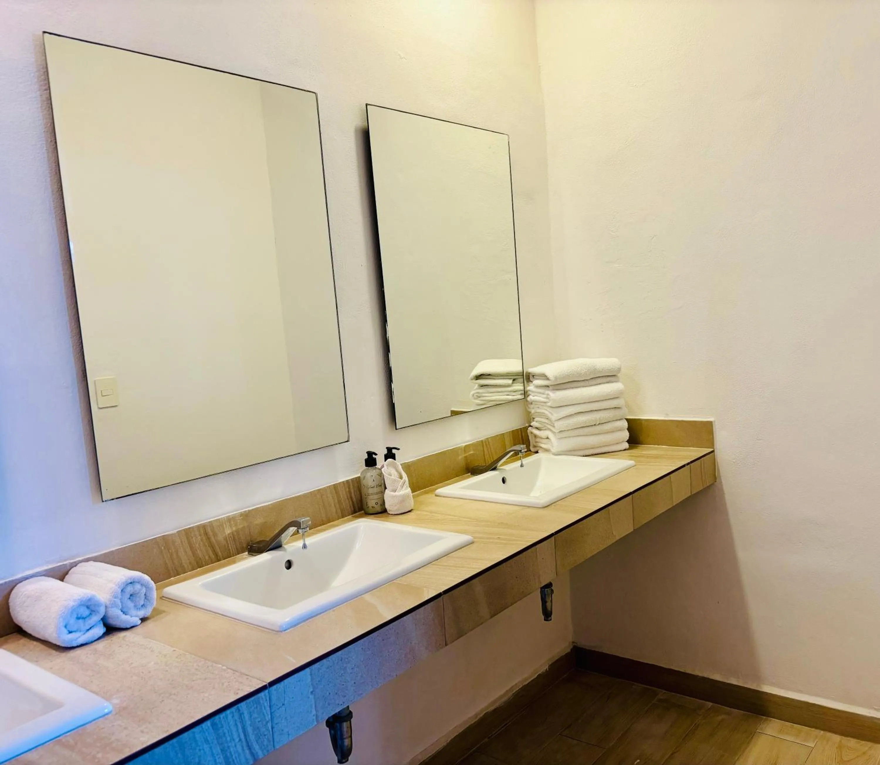 Bathroom in Nomads Party Hotel