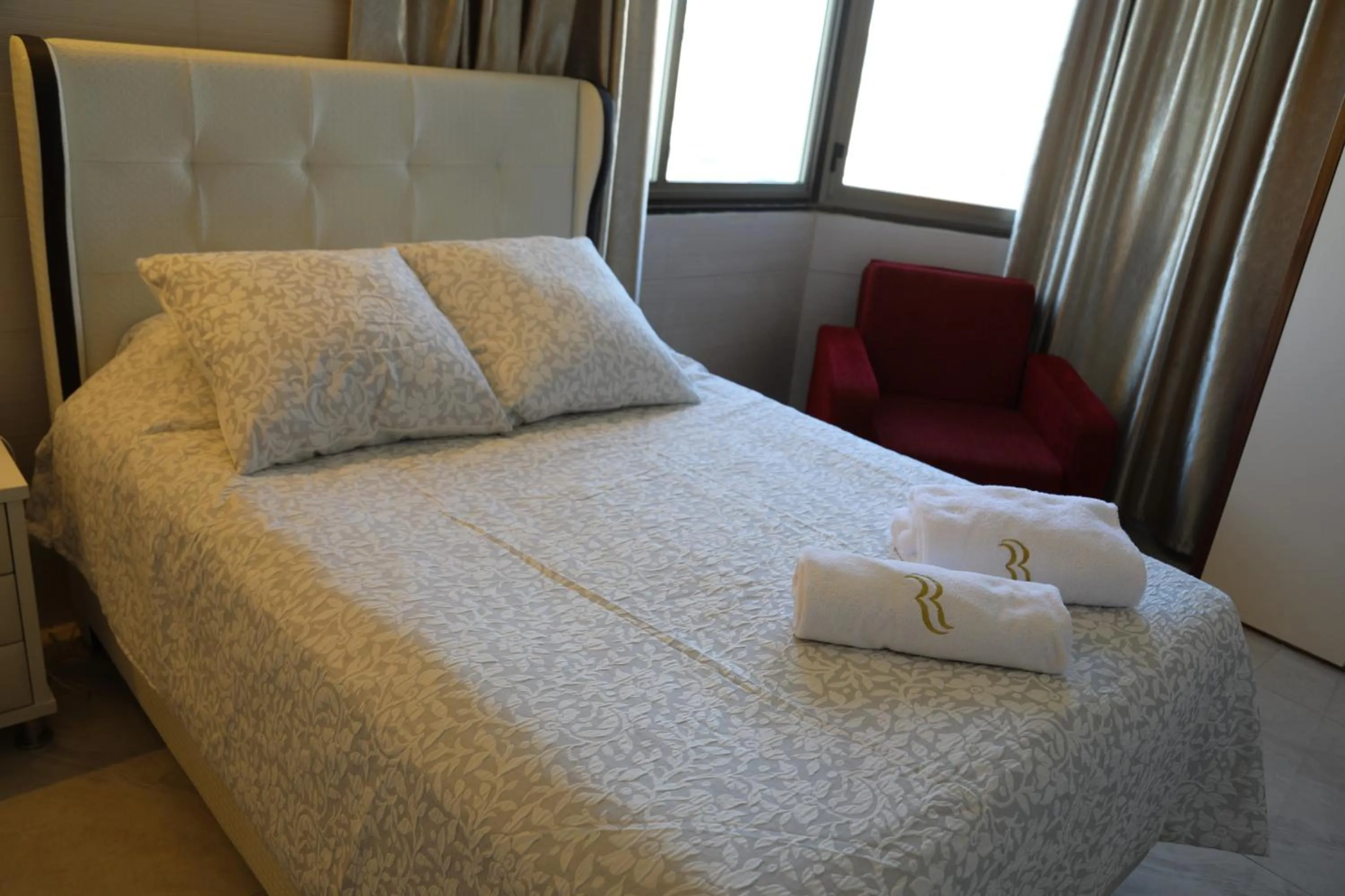 Bed in Jerusalem Hotel Private Luxury Suites near Western Wall