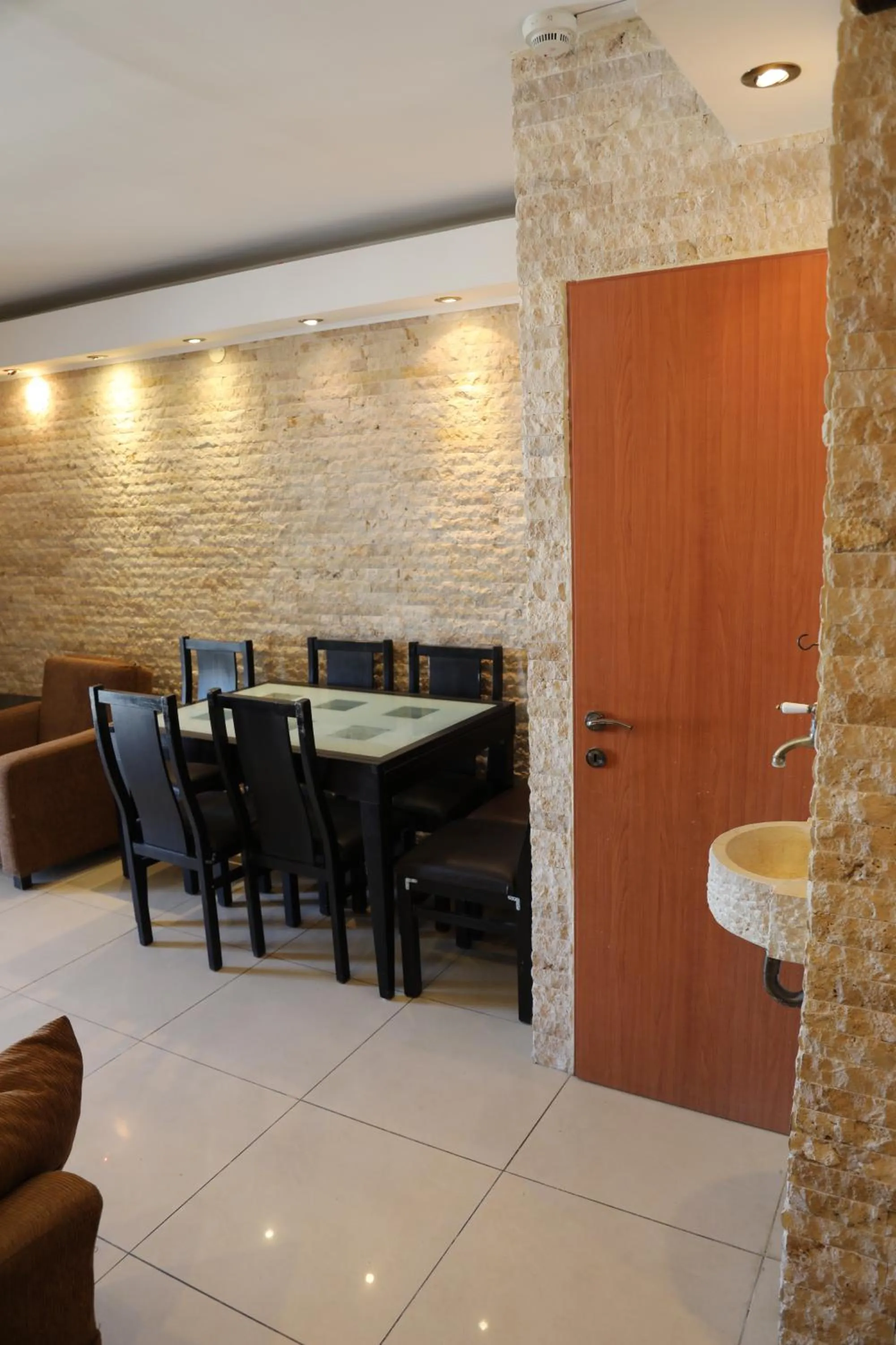 Dining area in Jerusalem Hotel Private Luxury Suites near Western Wall