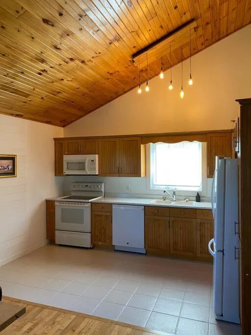 Kitchen or kitchenette in Loft apartment in Kensington
