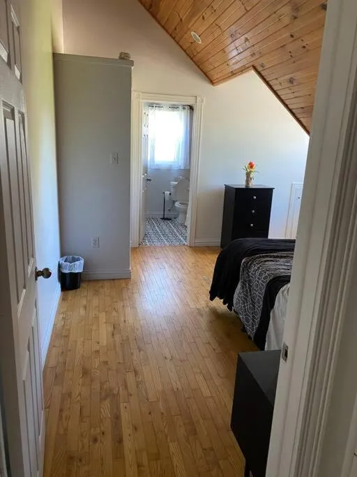 Bedroom, Bed in Loft apartment in Kensington