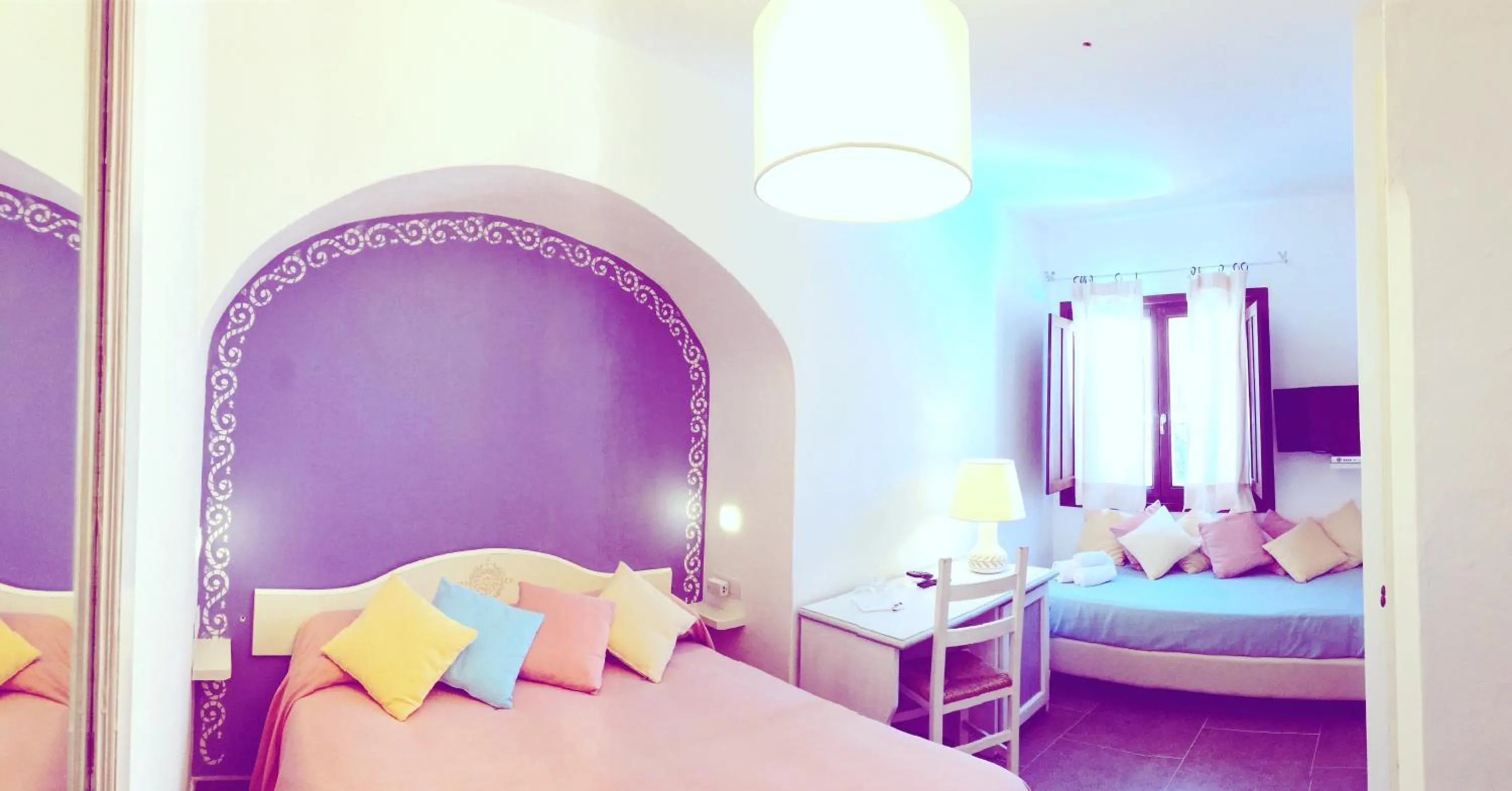 Pool view, Bed in Boutique Hotel Sant'Andrea & Relais