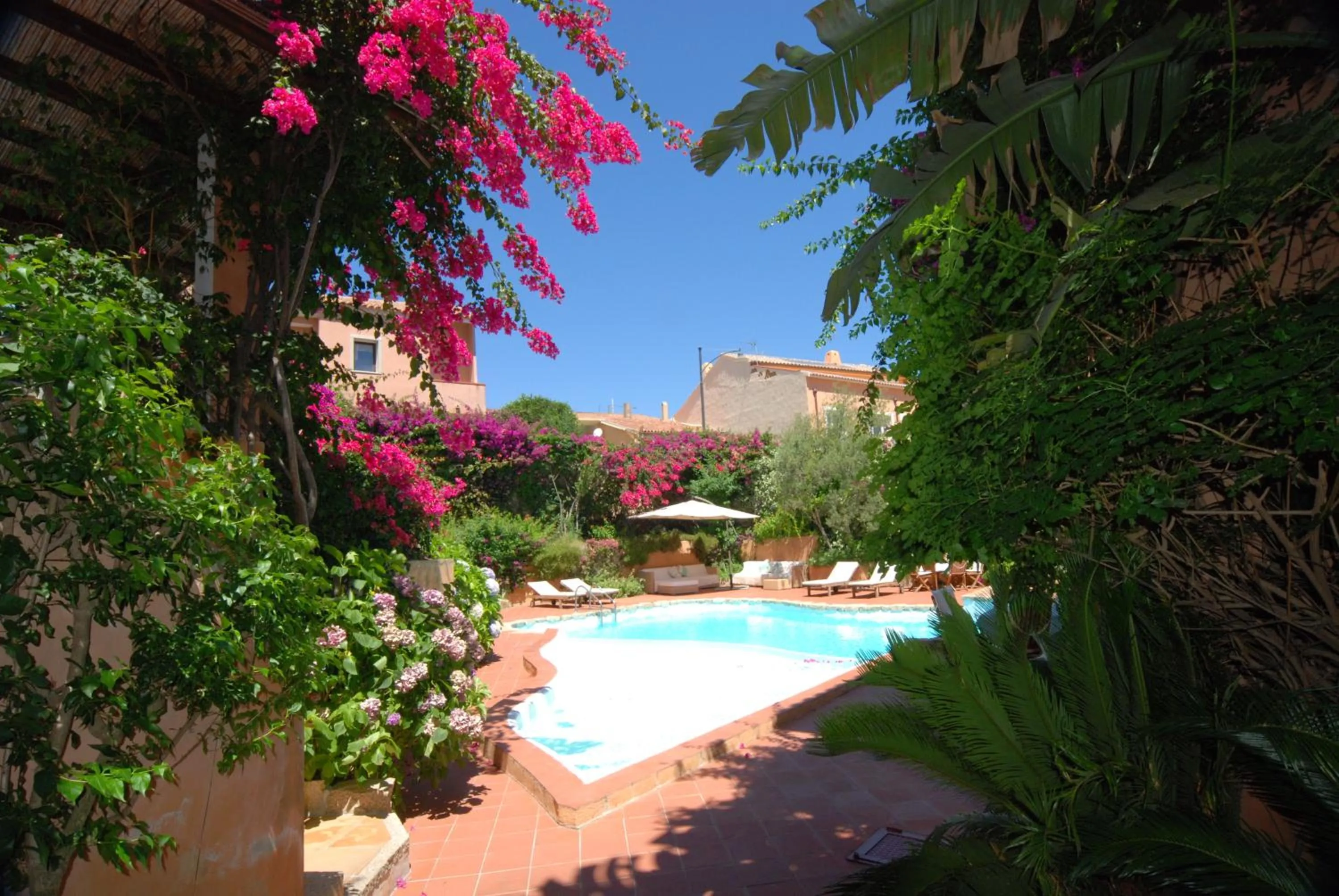 Swimming pool in Boutique Hotel Sant'Andrea & Relais