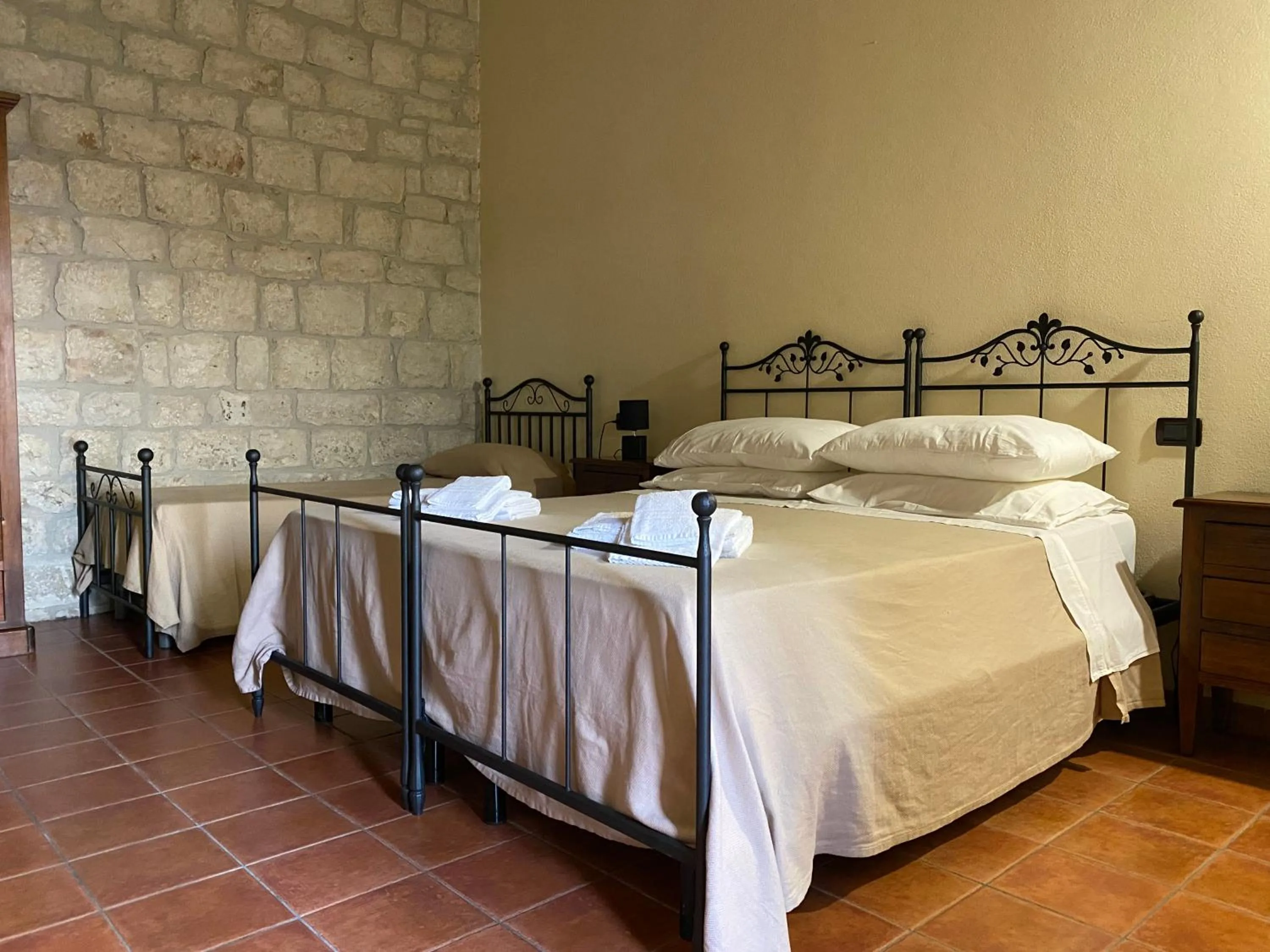 Bedroom, Bed in Agriturismo Il Melograno
