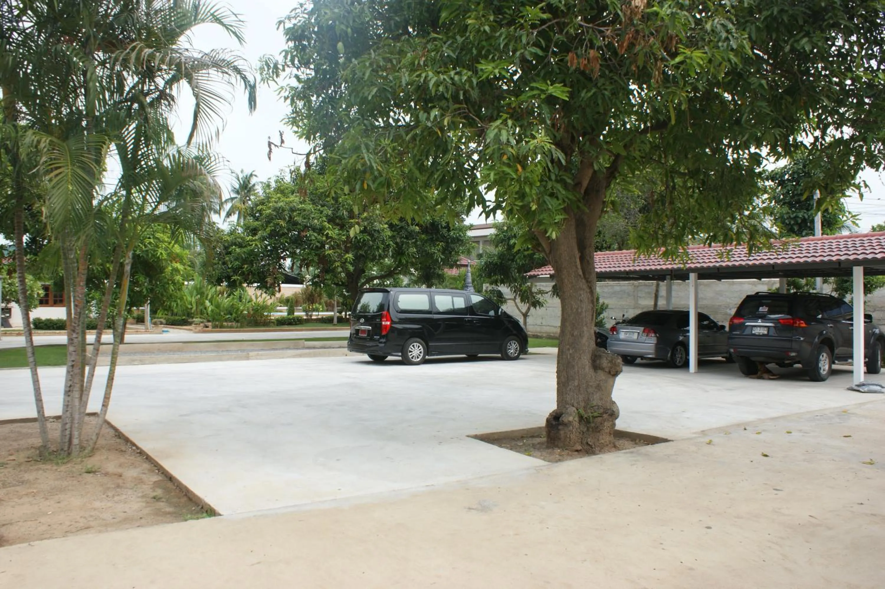 Facade/entrance in Sumali Villa