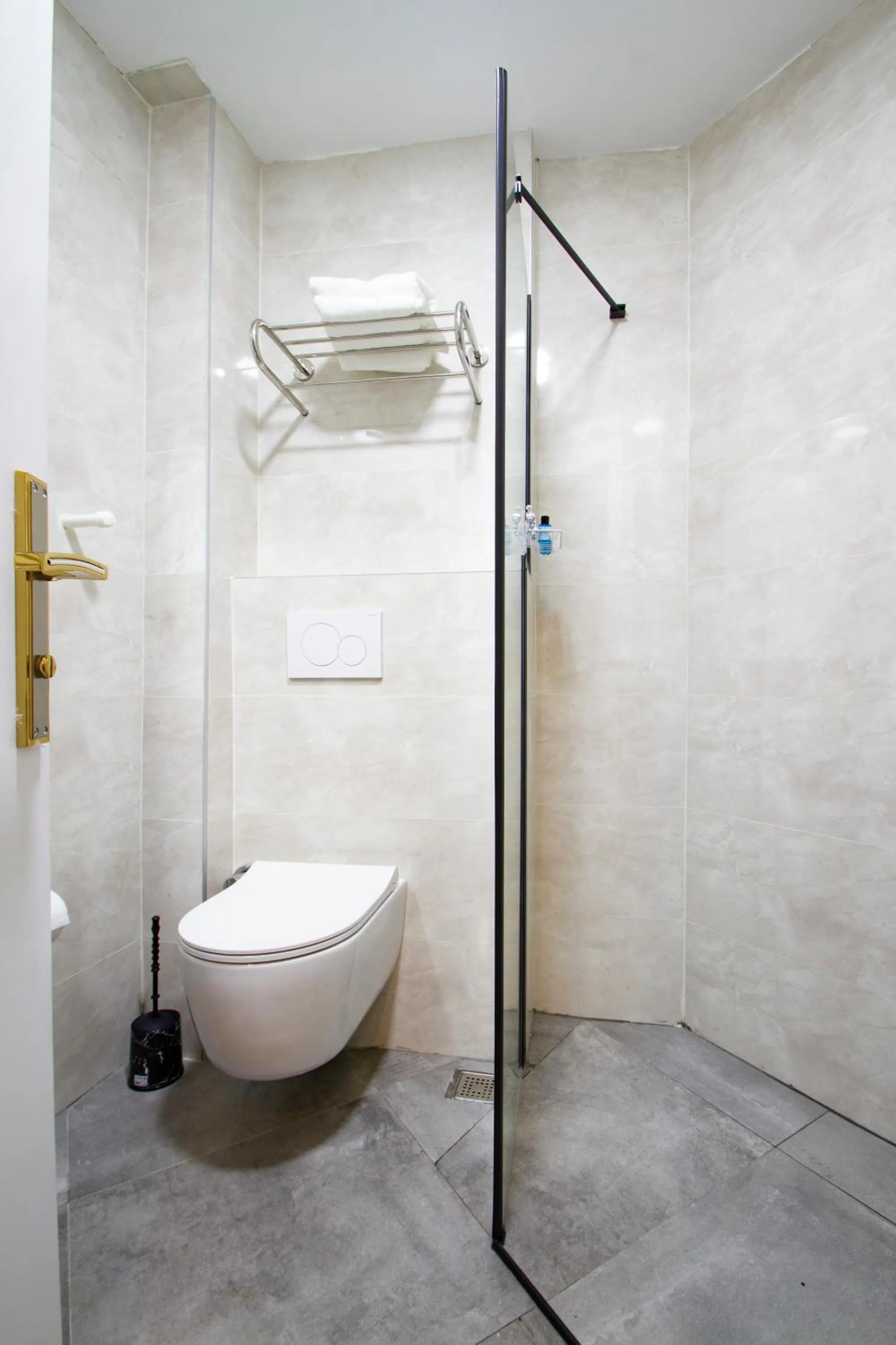 Bathroom in Turna HOTEL