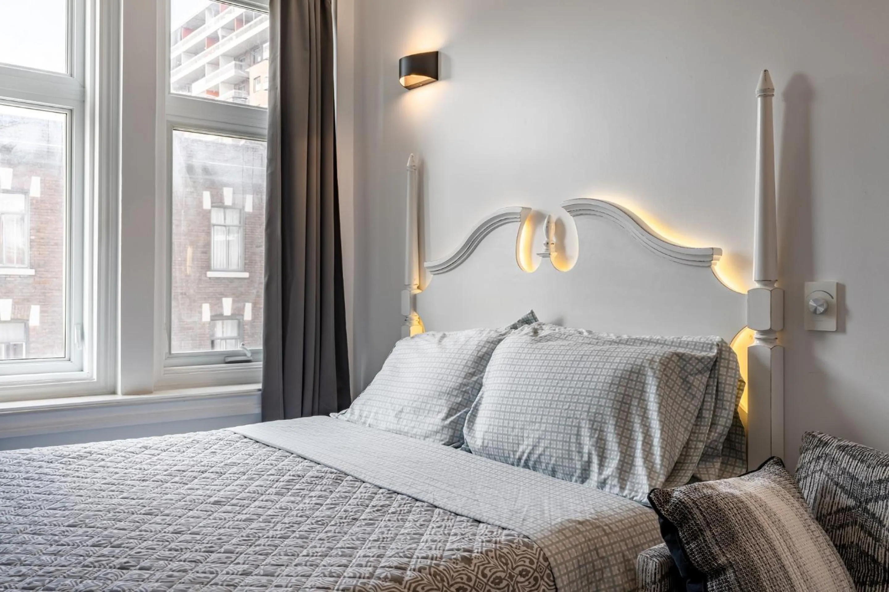 Bed in hotel le coach