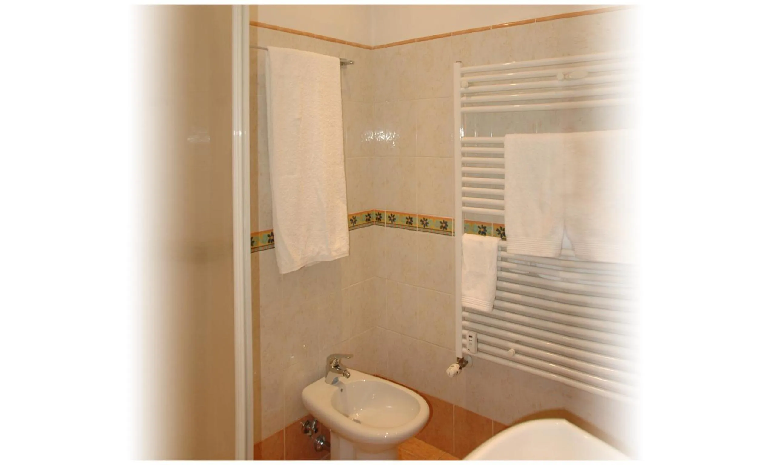 Bathroom in Gaia's Room B&B