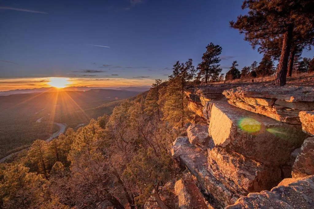 Forest Cabin 4 Cowboys Dream