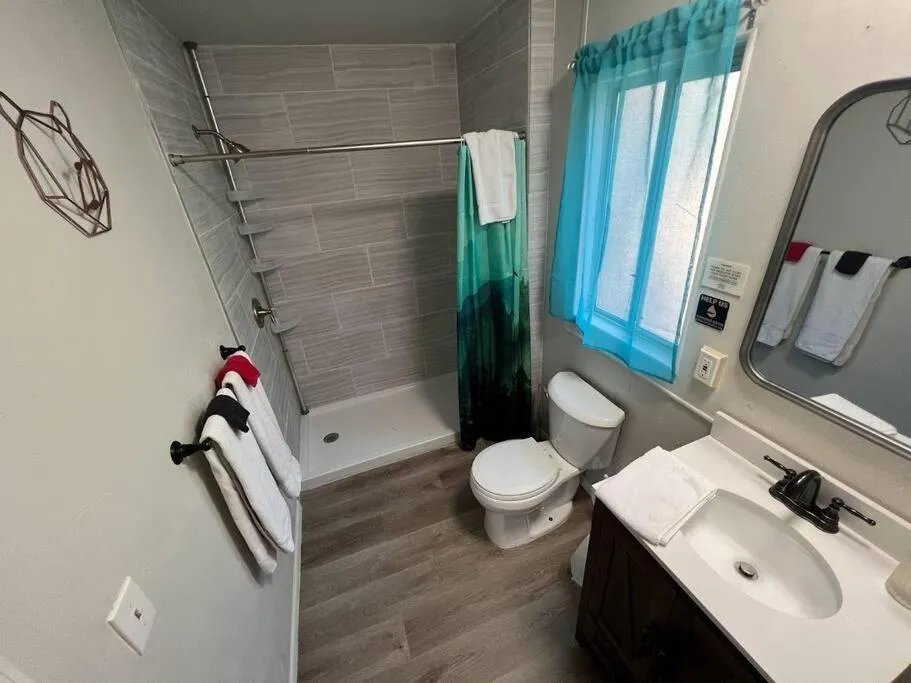 Forest Cabin 7 Seventh Heaven