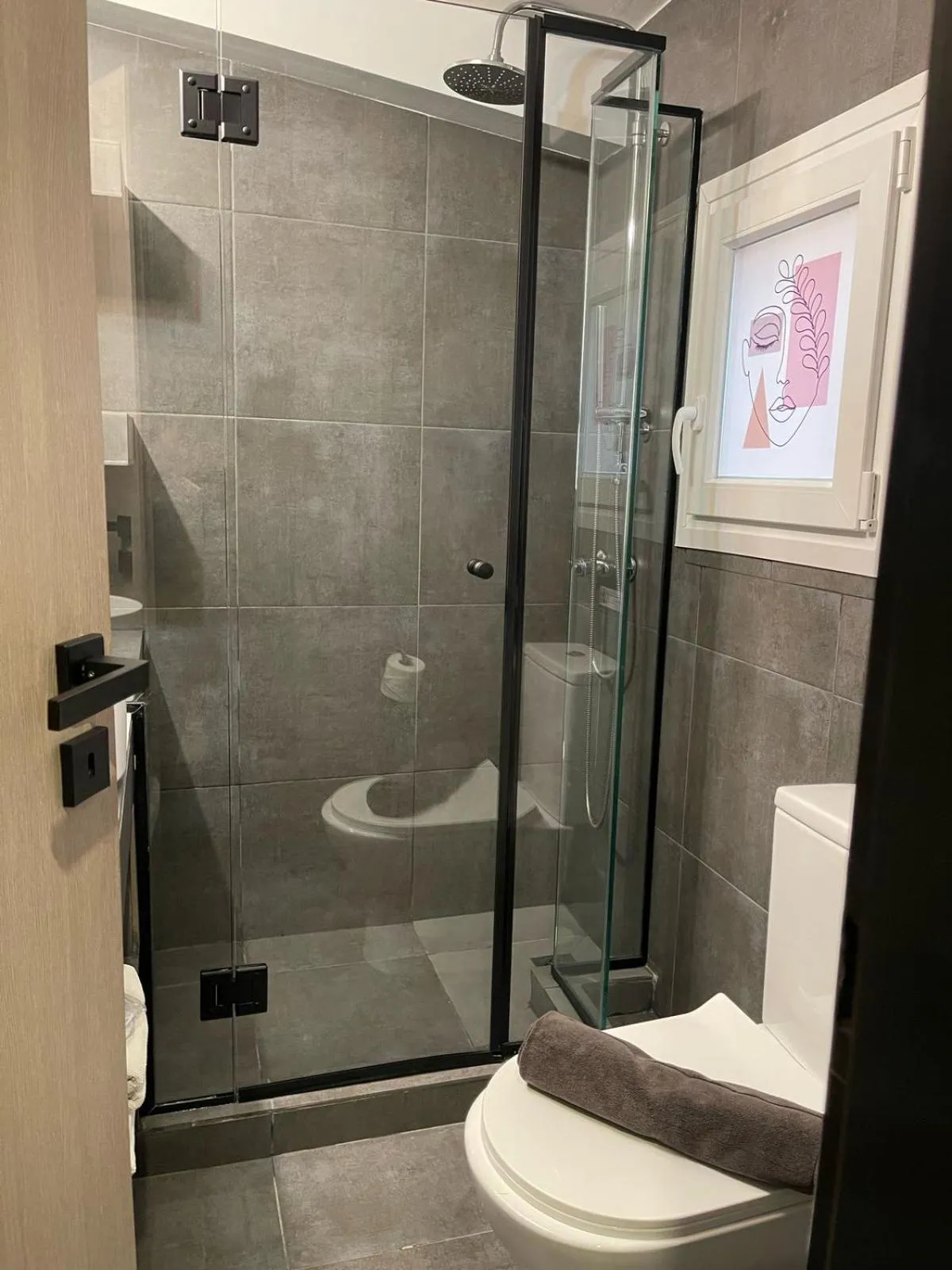 Shower in Ermoo Athens Modern Living