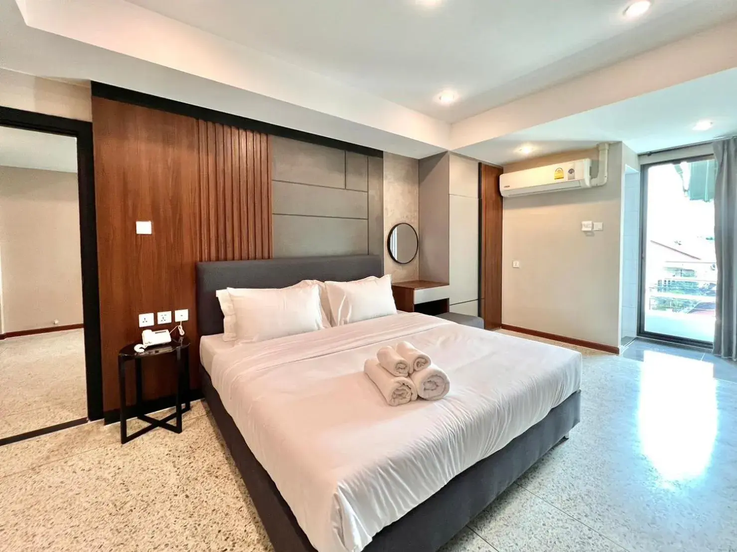 Executive Suite in 12 The Residence Hotel at Don Mueang Airport Executive Suite in 12 The Residence Hotel at Don Mueang Airport