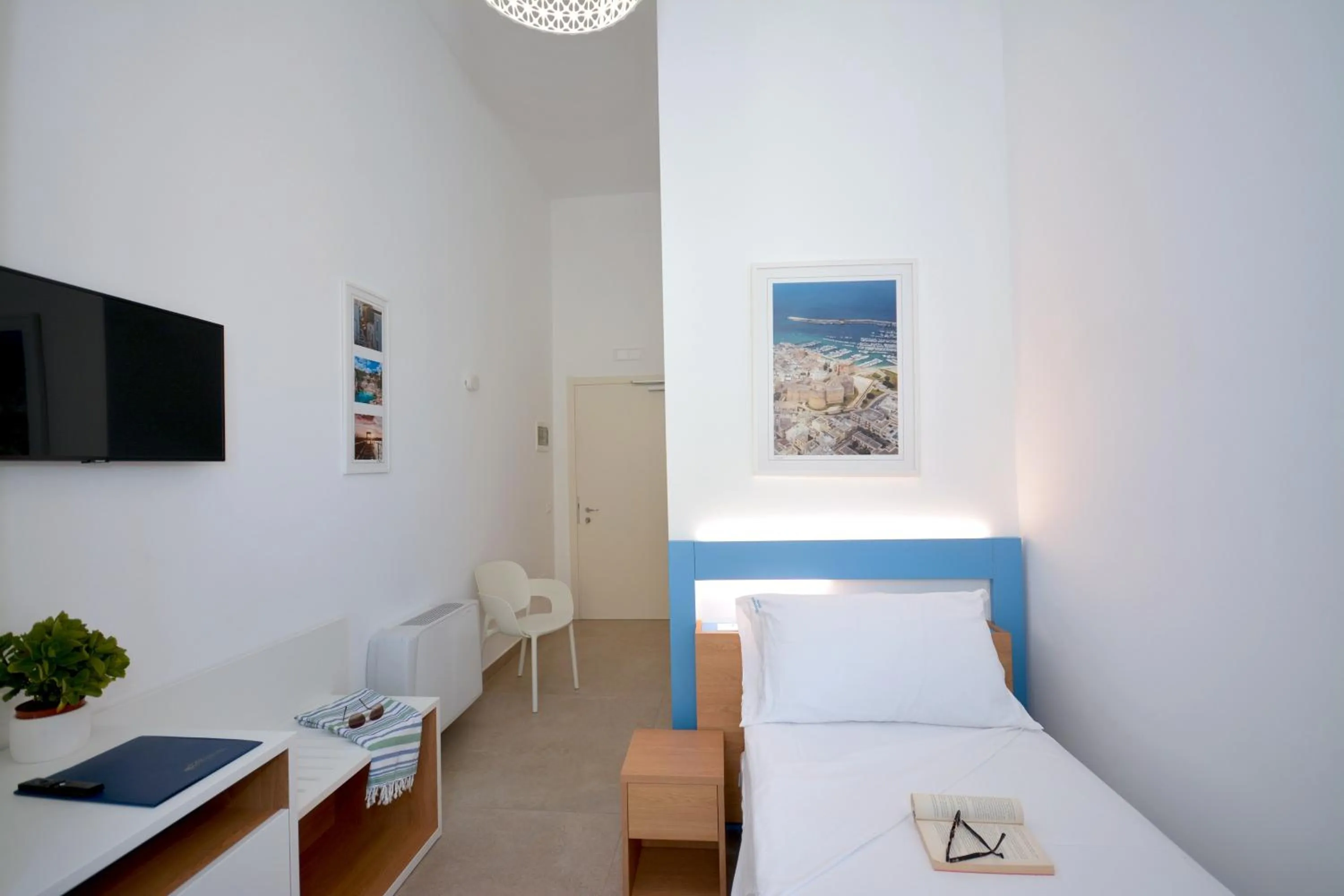 Bed in Hotel Miramare