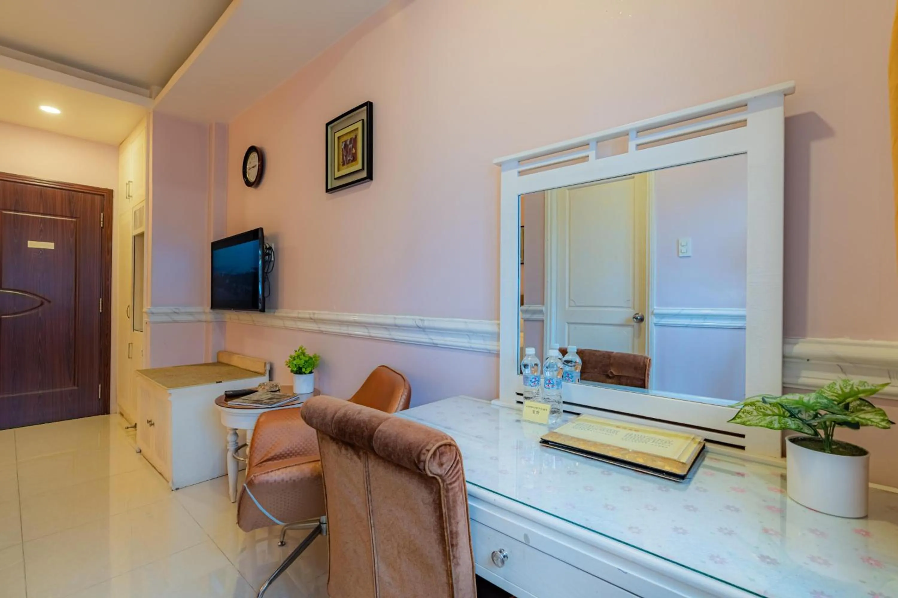 Fortune 1127 - Central Hotel