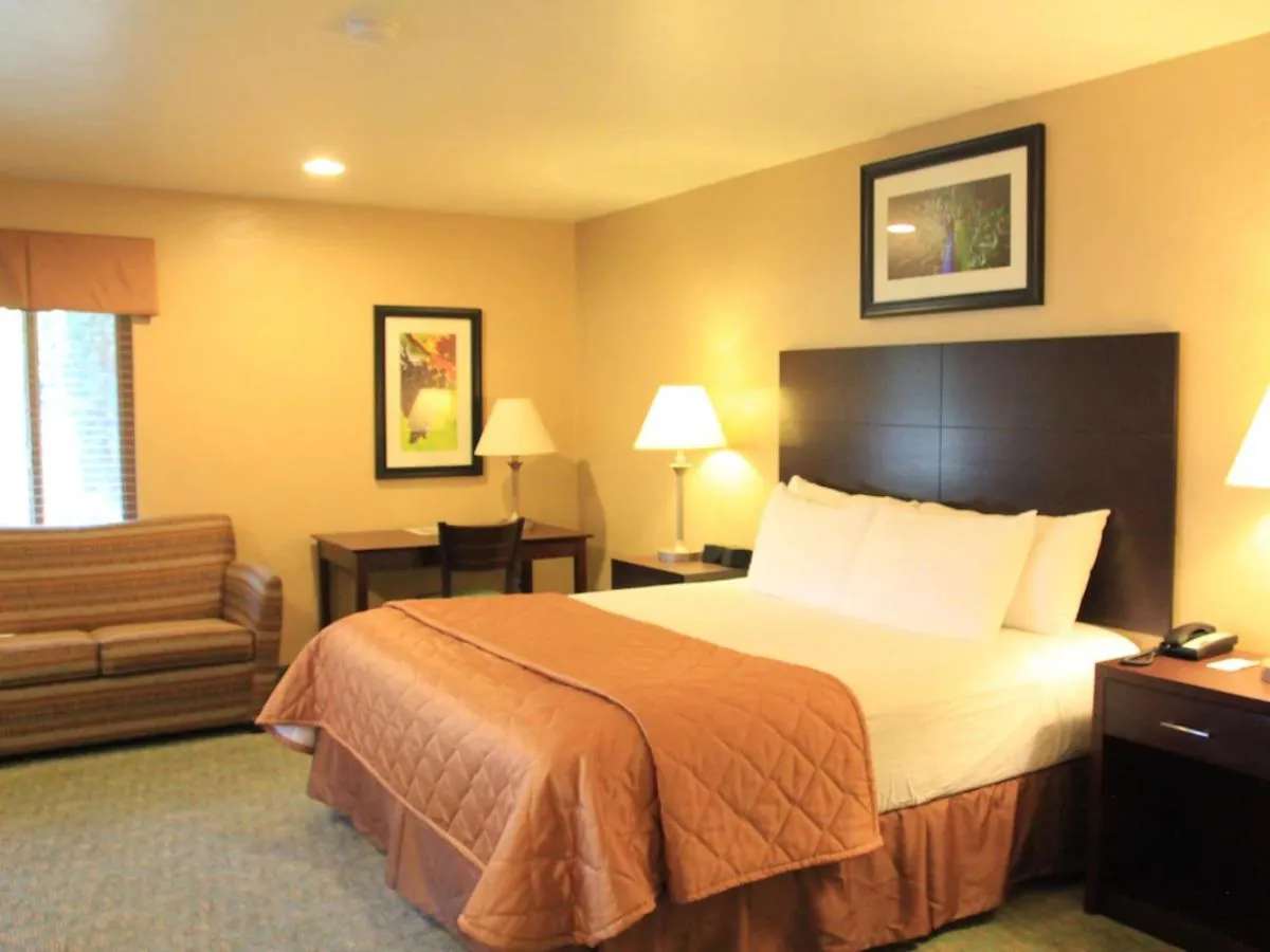 Bed in Casa de Fruta Cabins, Inn & RV Park