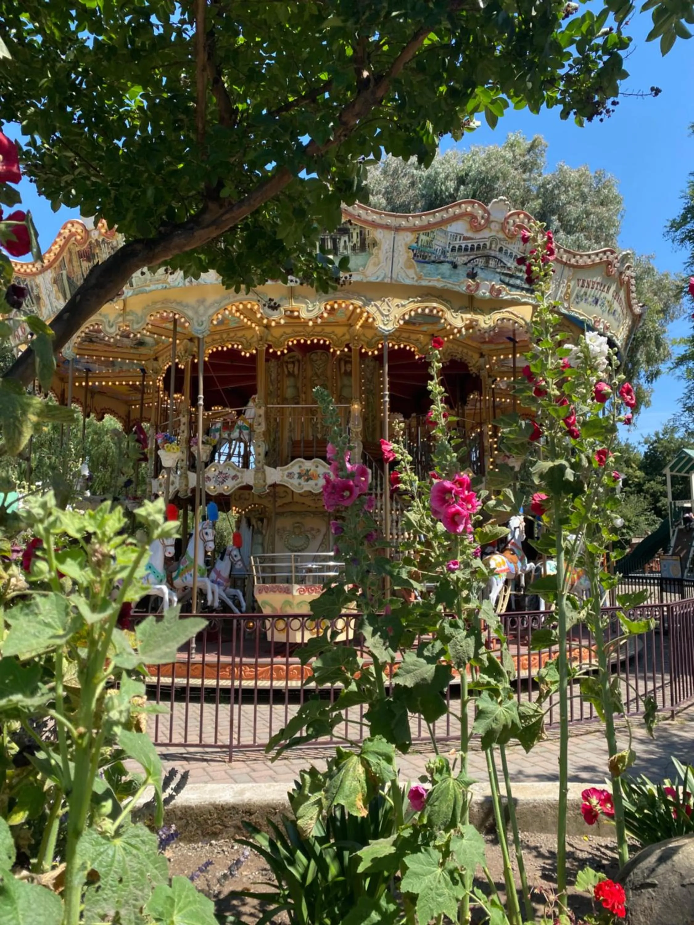 Children play ground in Casa de Fruta Cabins, Inn & RV Park