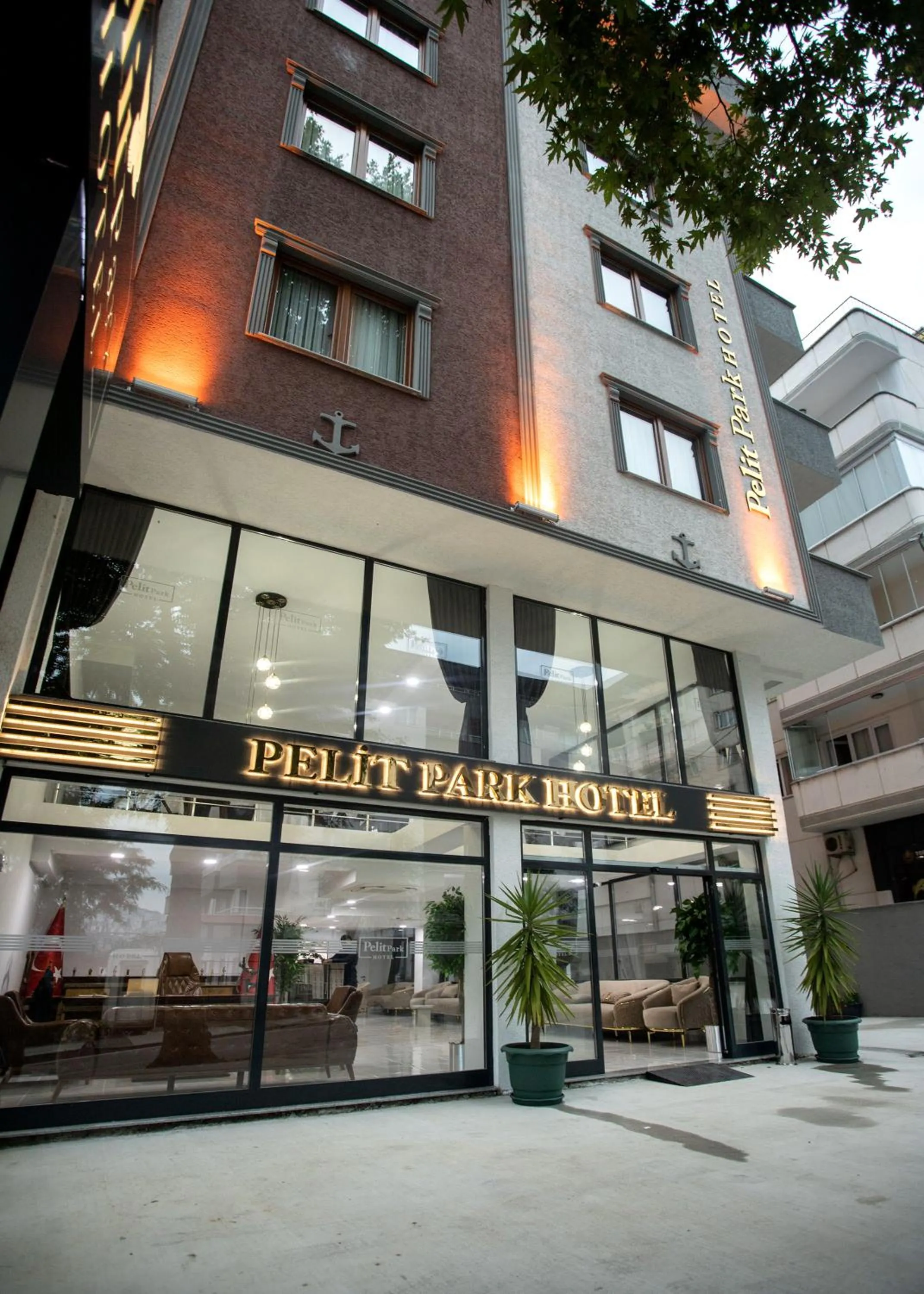 Property building in Pelit Park Hotel